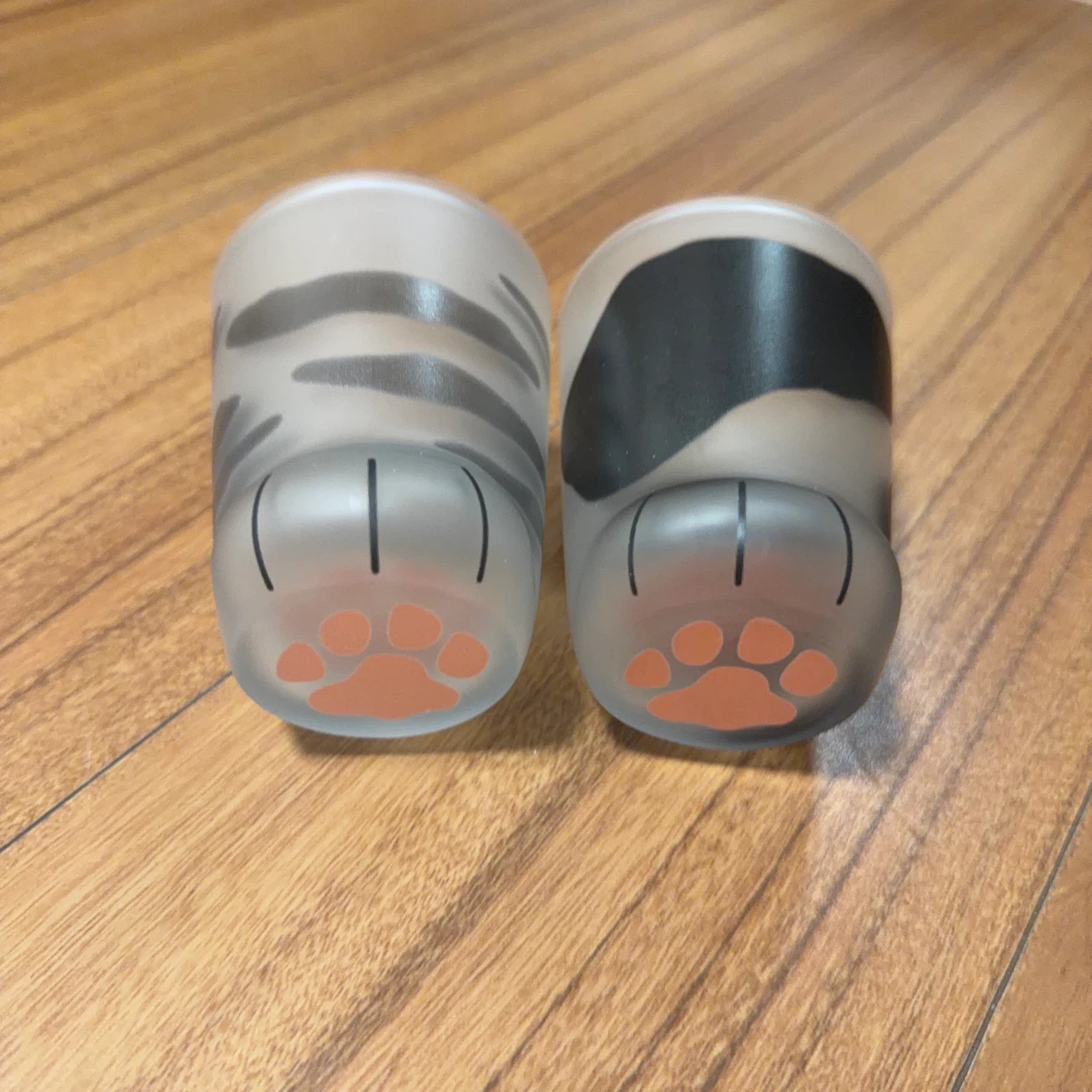 猫の肉球デザイン グラス2個セットの写真2枚目
