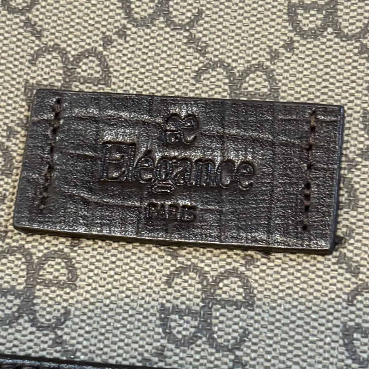 Elegance PARIS ショルダーバッグ 総柄の写真2枚目