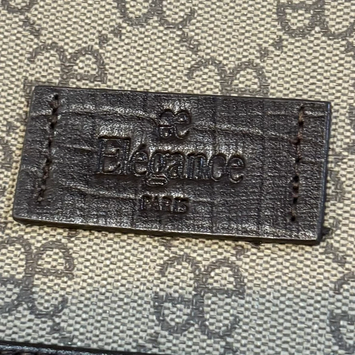 Elegance PARIS ショルダーバッグ 総柄の写真2枚目