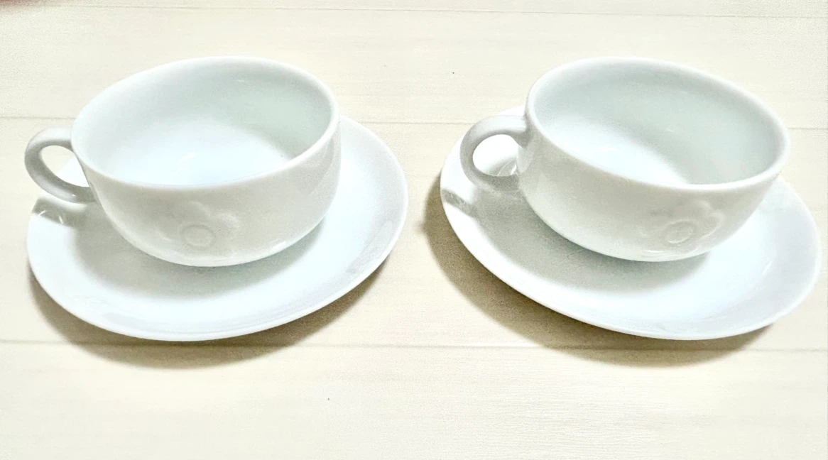 【美品】マリークワント スープカップ ティーカップ＆ソーサー ペア 2客セット 白 デイジー 2005 ノベルティ 非売品