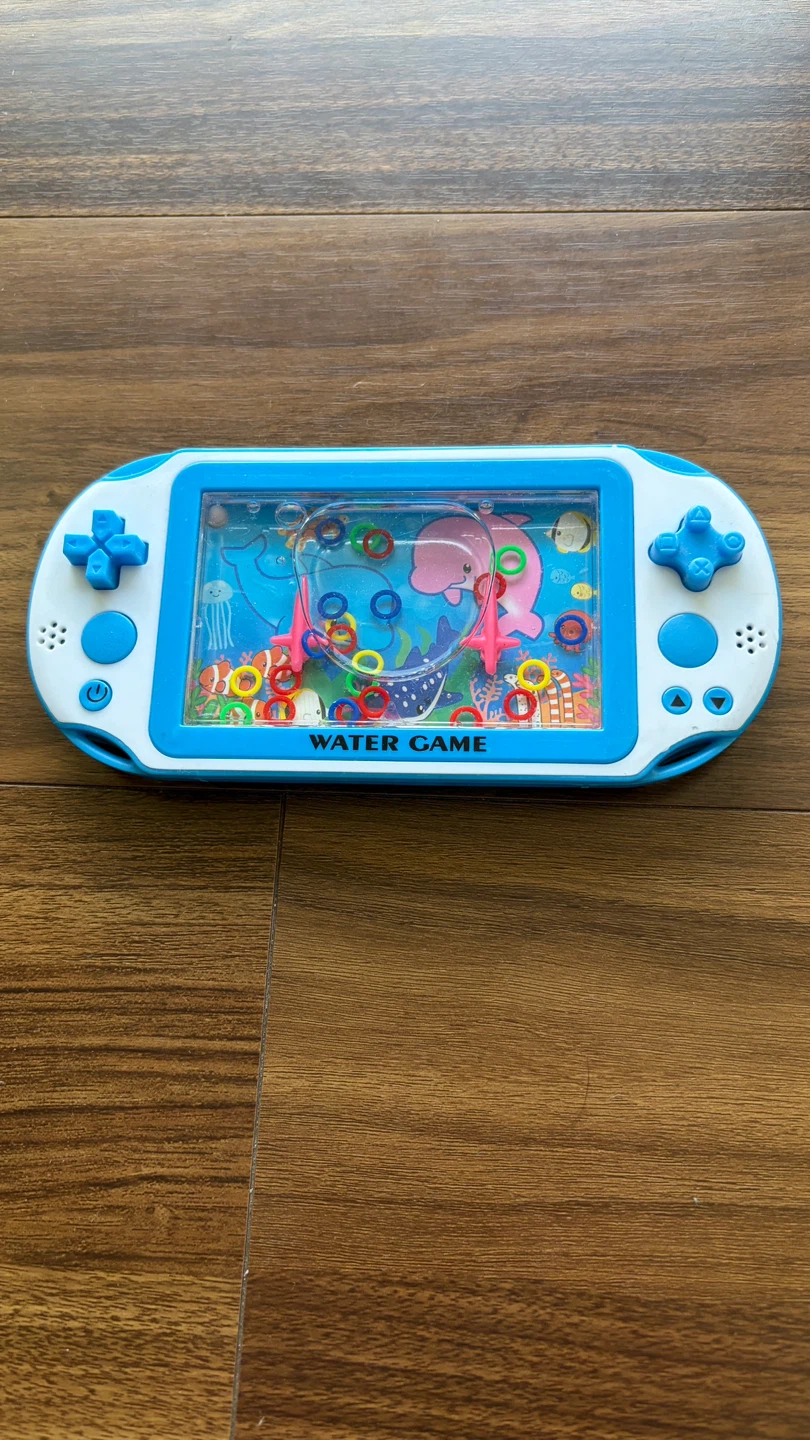 ウォーターゲーム 携帯ゲーム機型