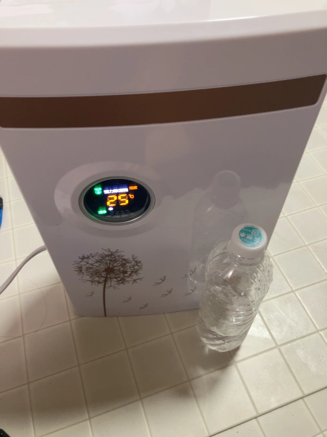 除湿機 GB-100 2.2Lタンクの写真2枚目