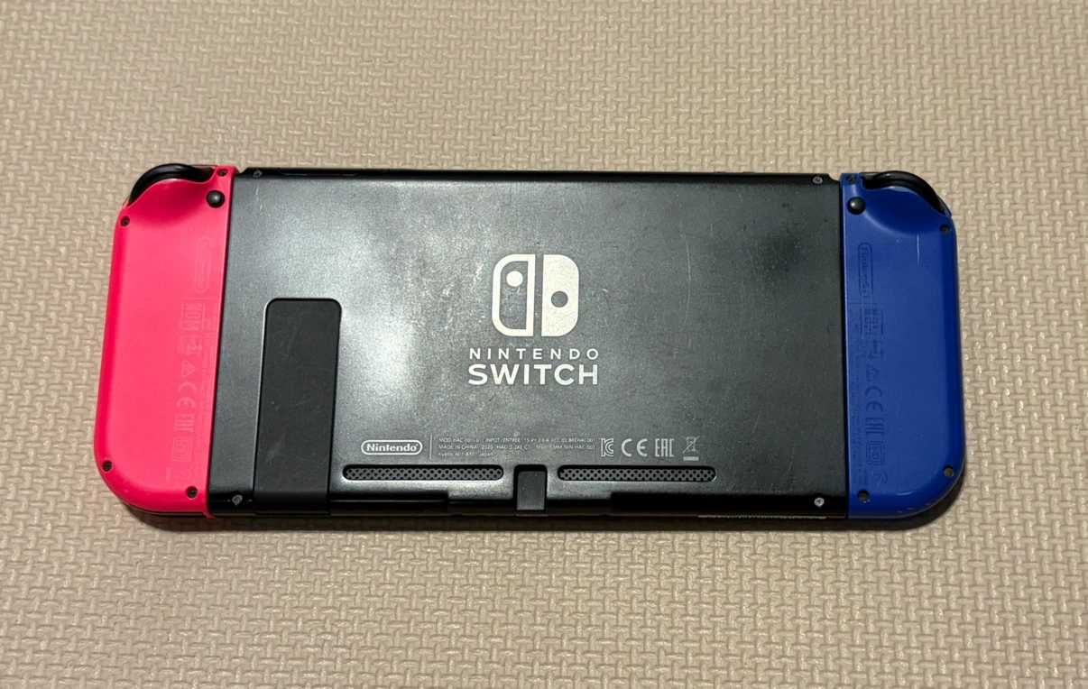 【新型】Switch本体セットの写真3枚目