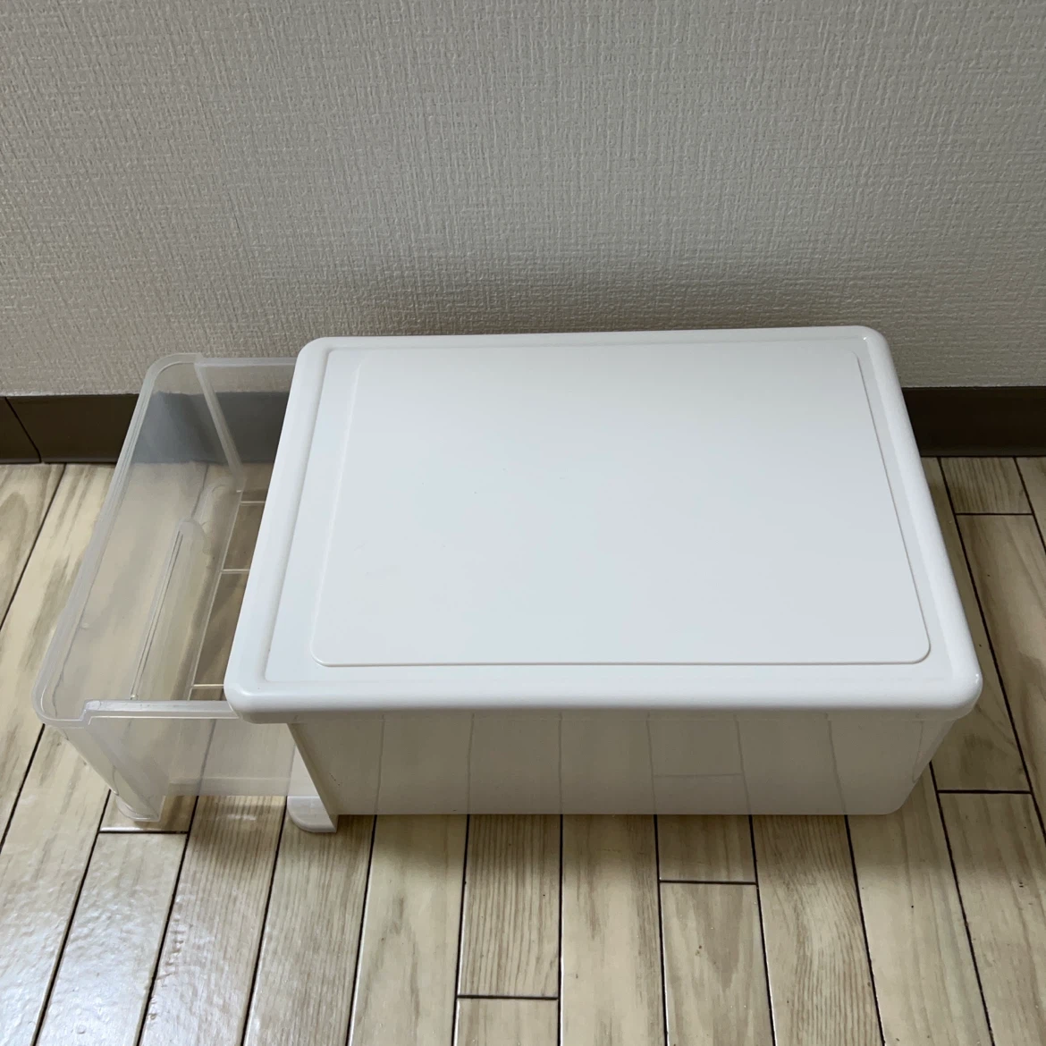 プラスチック製引き出し収納ケースの写真2枚目