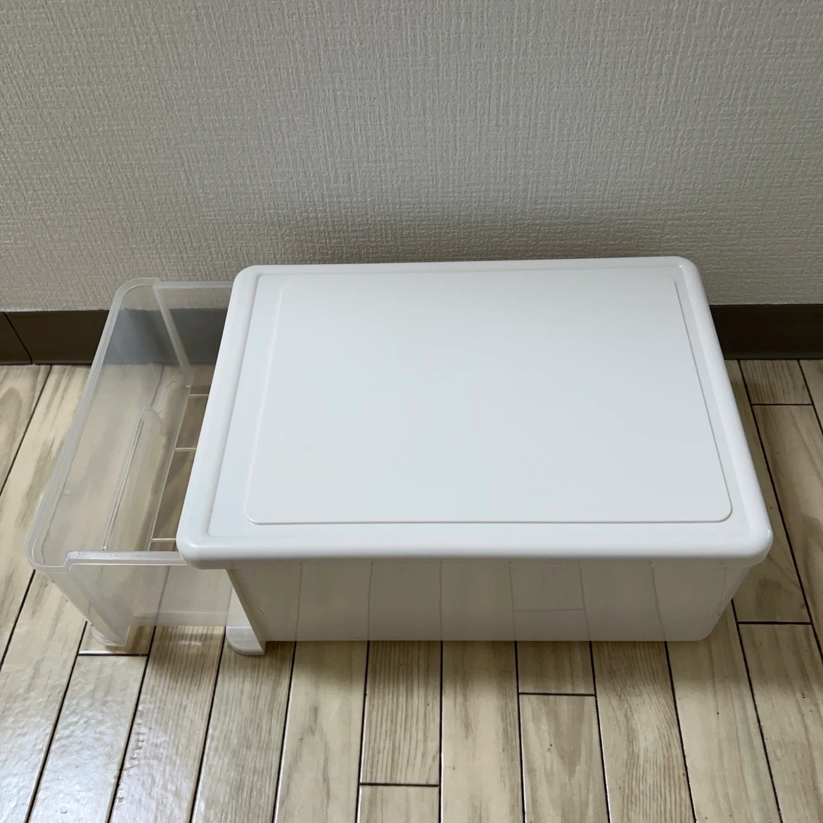 プラスチック製引き出し収納ケースの写真2枚目