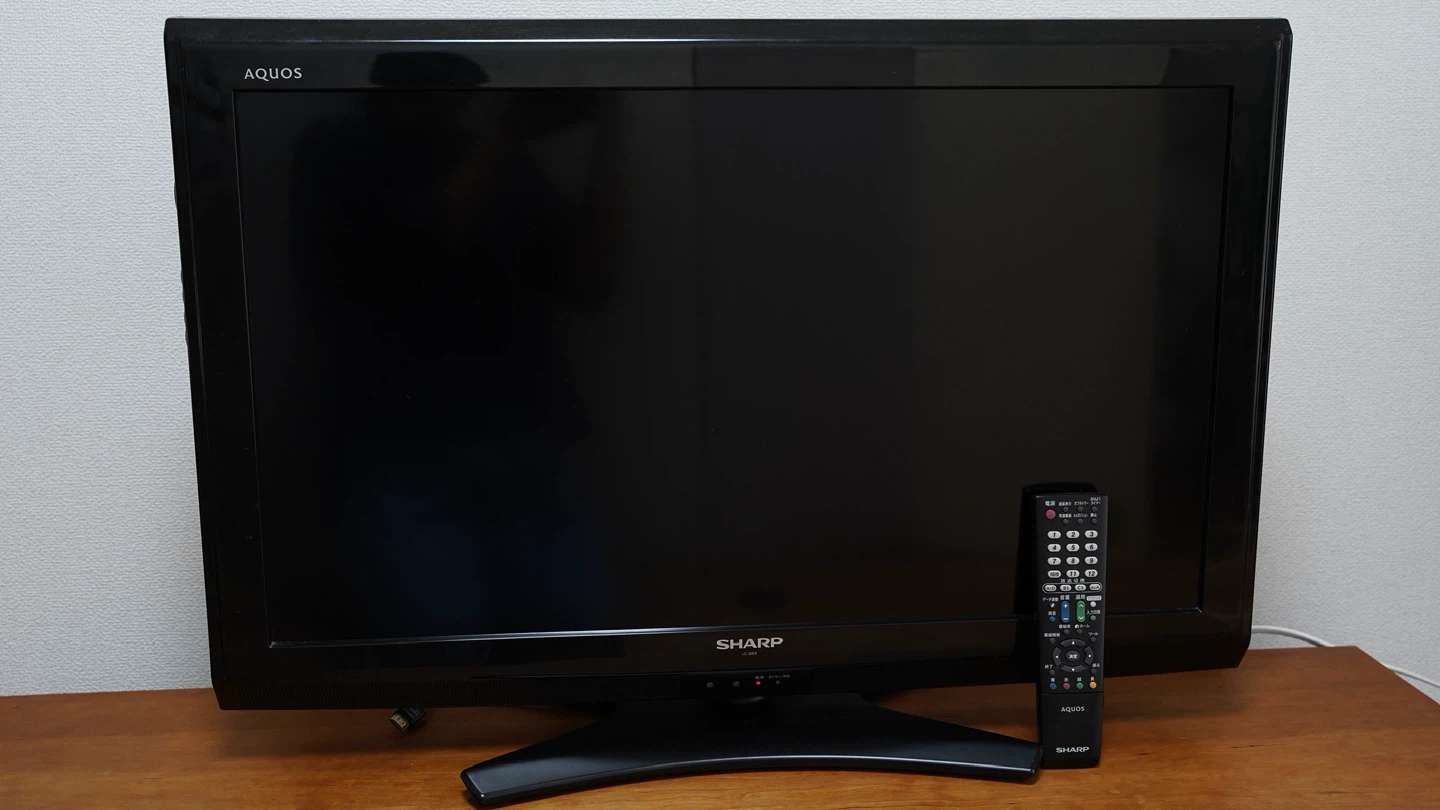 SHARP AQUOS 32型テレビ LC-32E9 リモコン付き