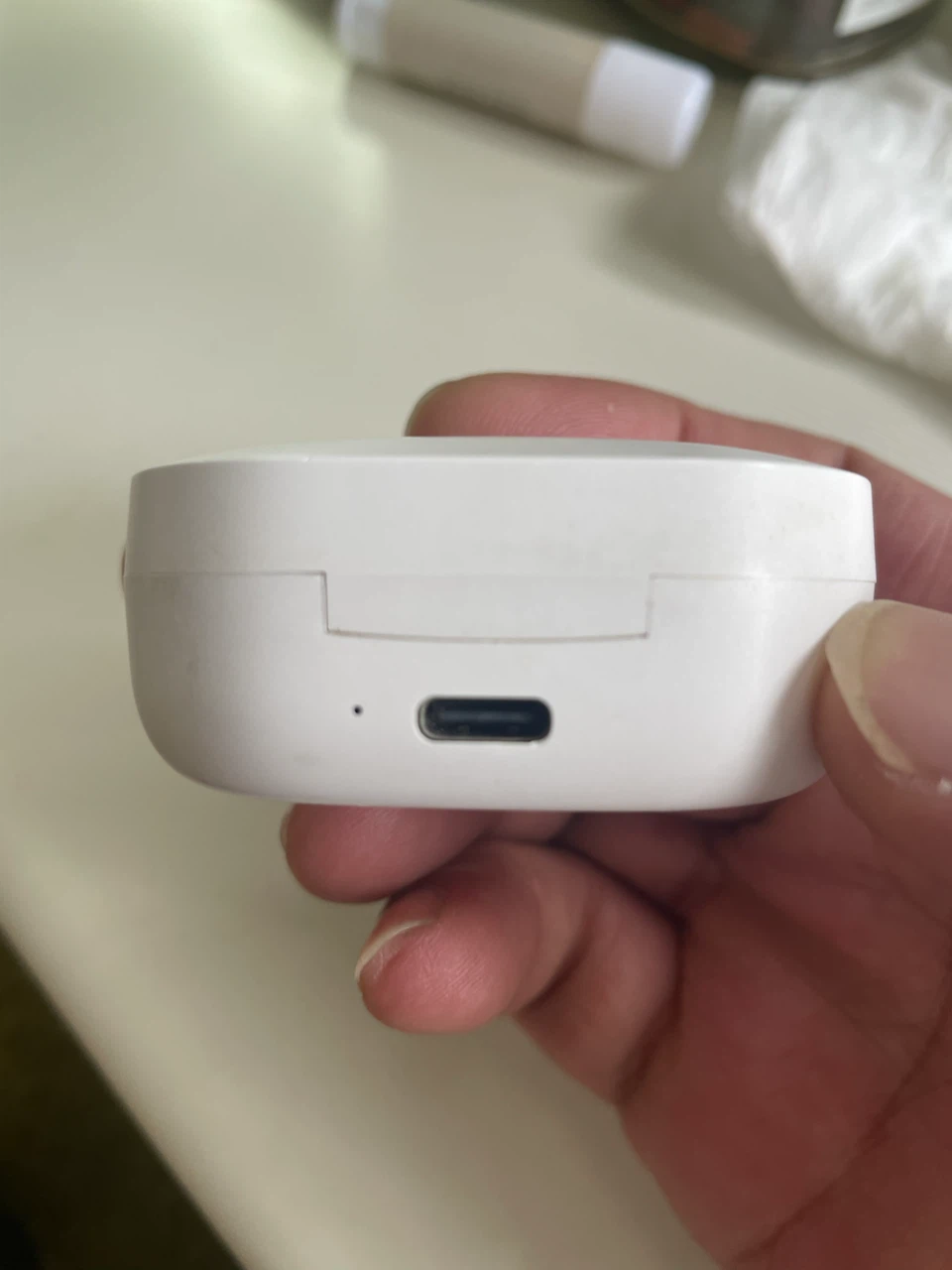 ワイヤレスイヤホン 白 I51の写真2枚目