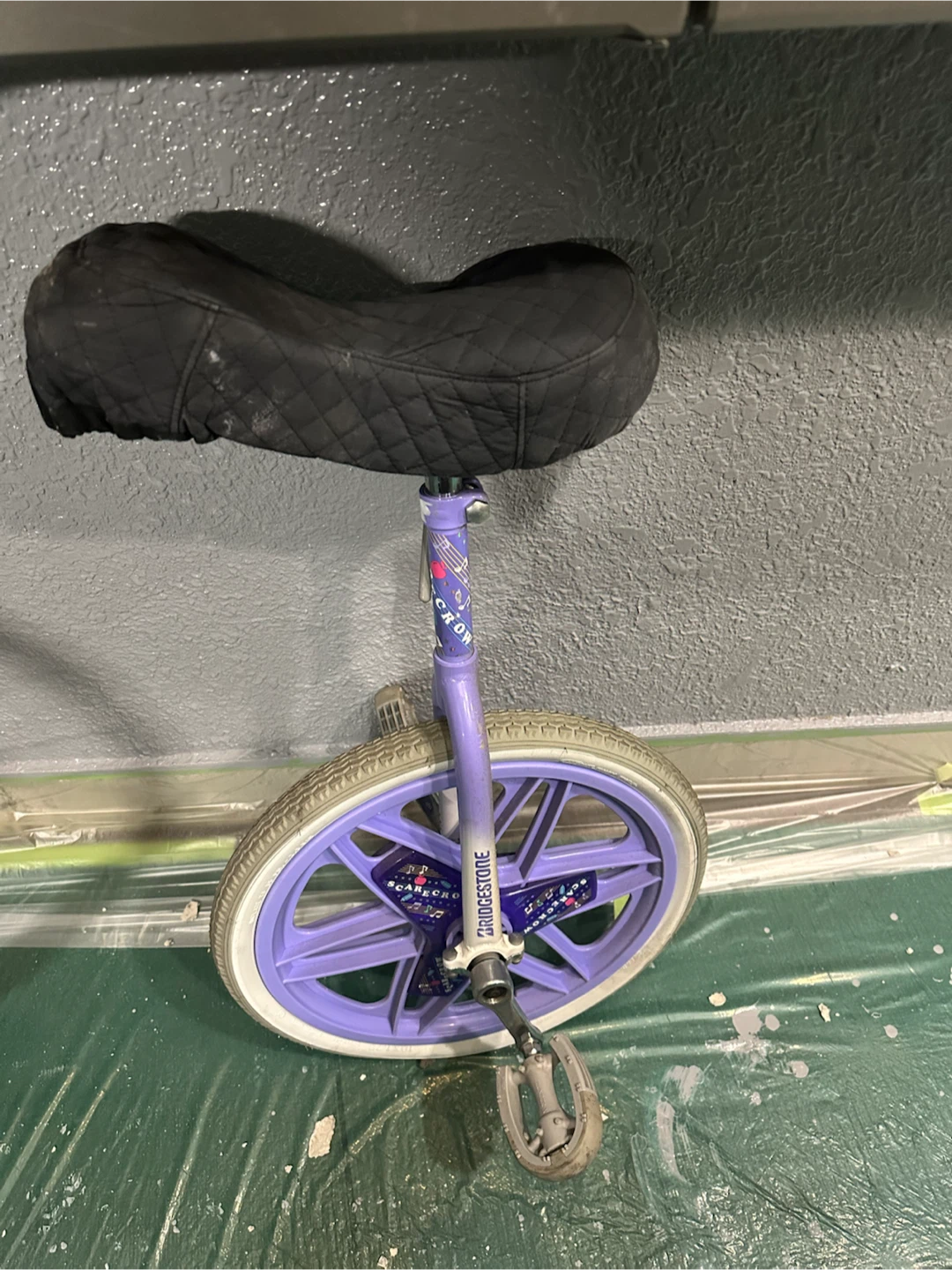 ブリヂストン 一輪車 スケアクロウ パープルの写真3枚目