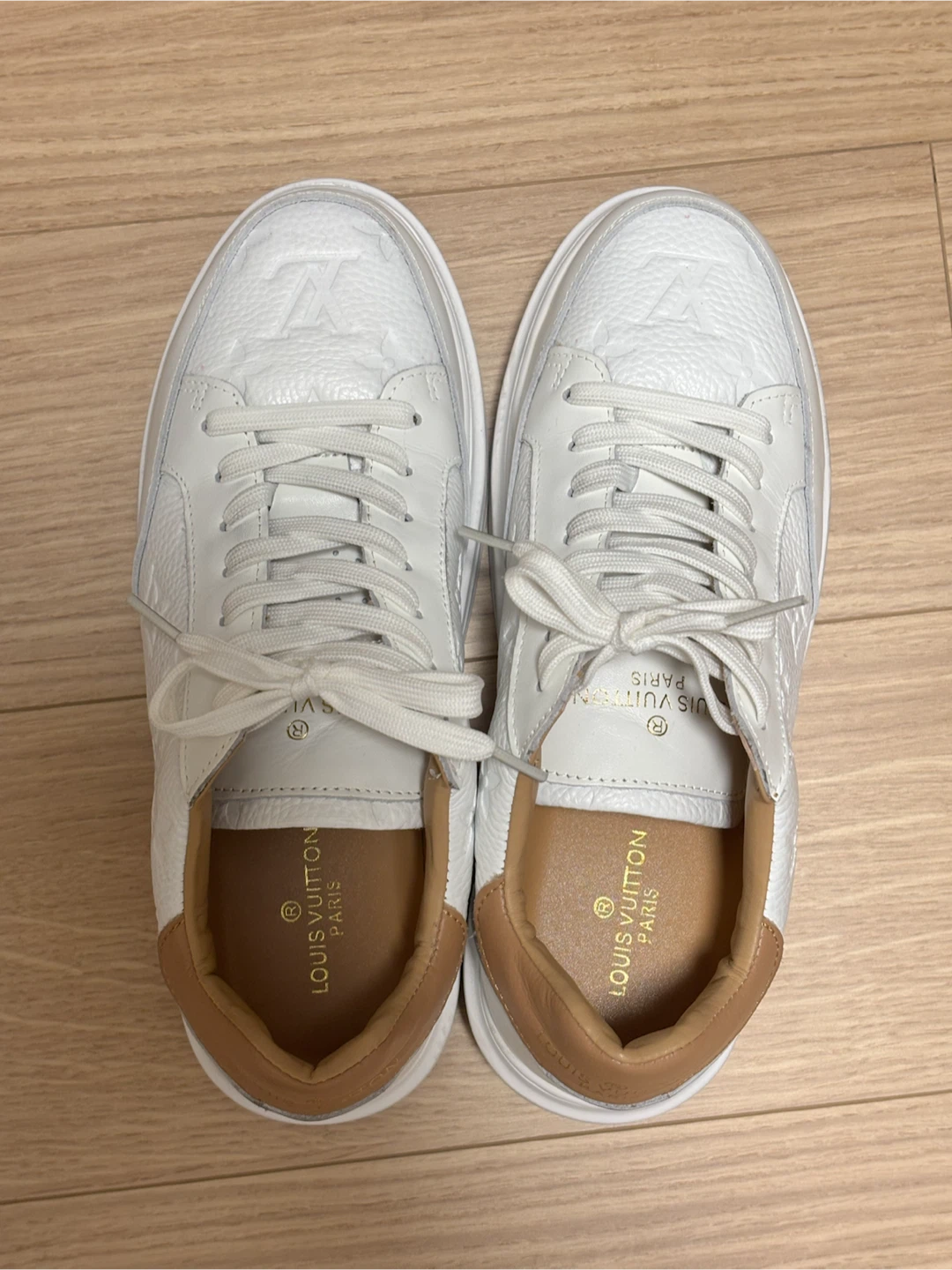 (louis vuitton)ルイヴィトン スニーカー 白 24cm
