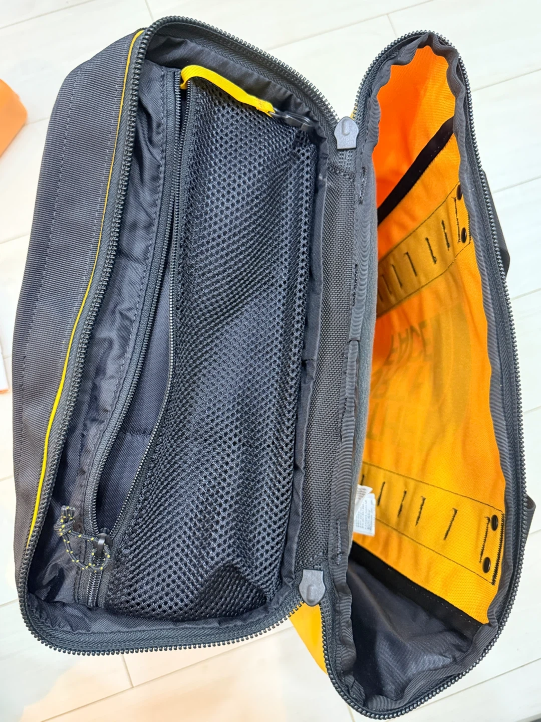 防水ザノースフェイス Explorer Fusebox 14Lの写真6枚目