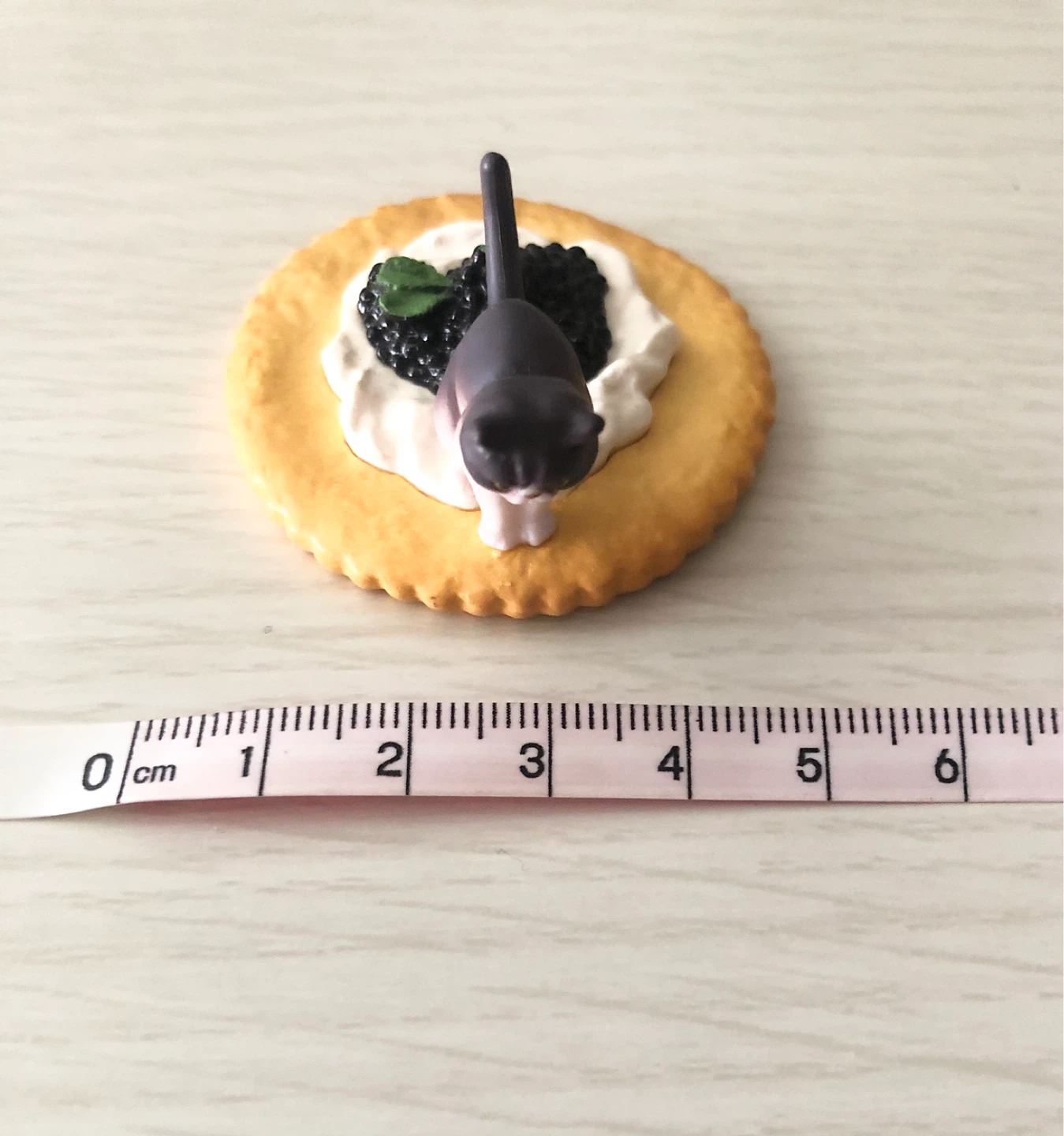 可愛いネコの置き物の写真2枚目