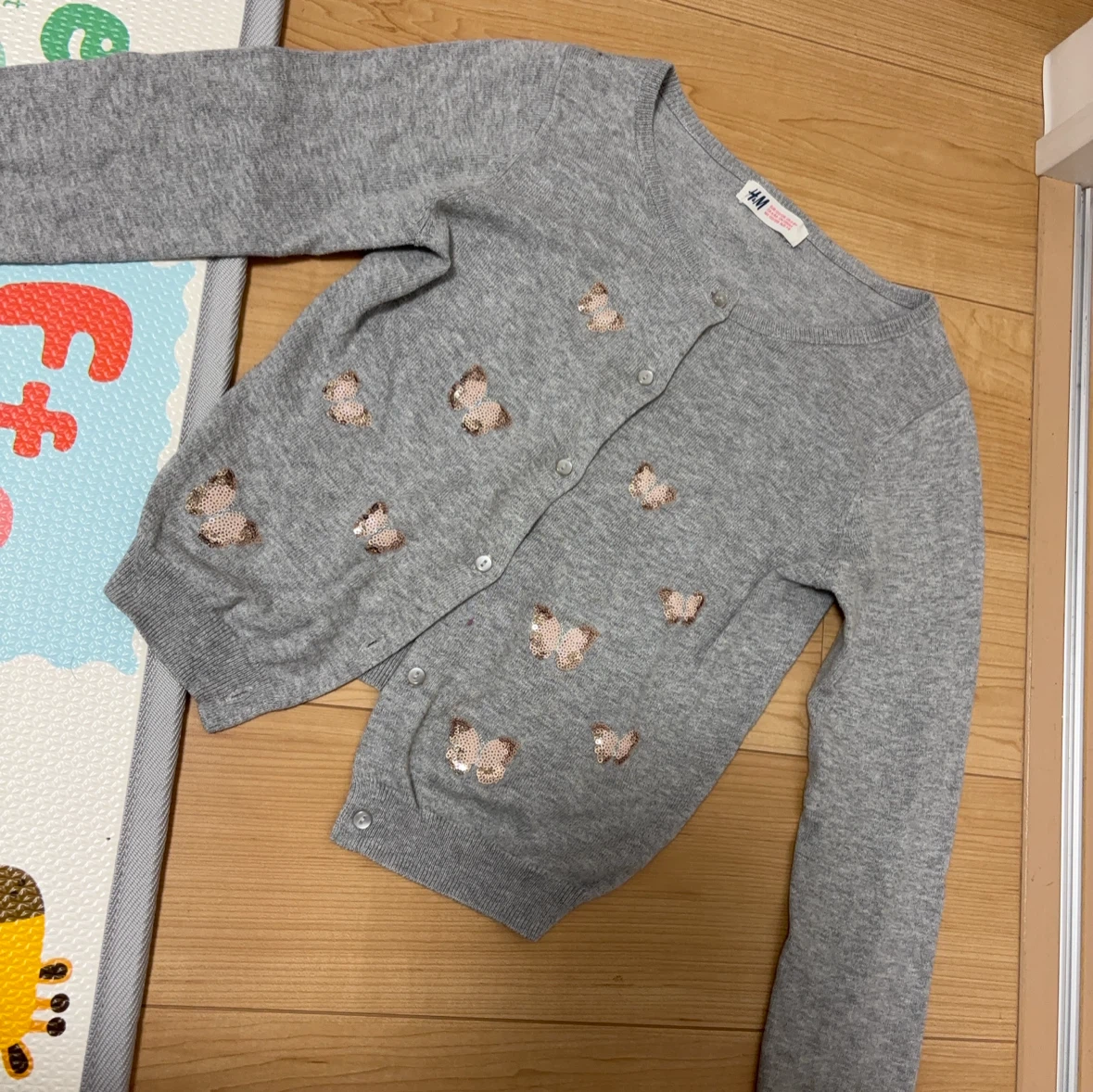 H&M　エイチアンドエム カーディガン グレー スパンコール
