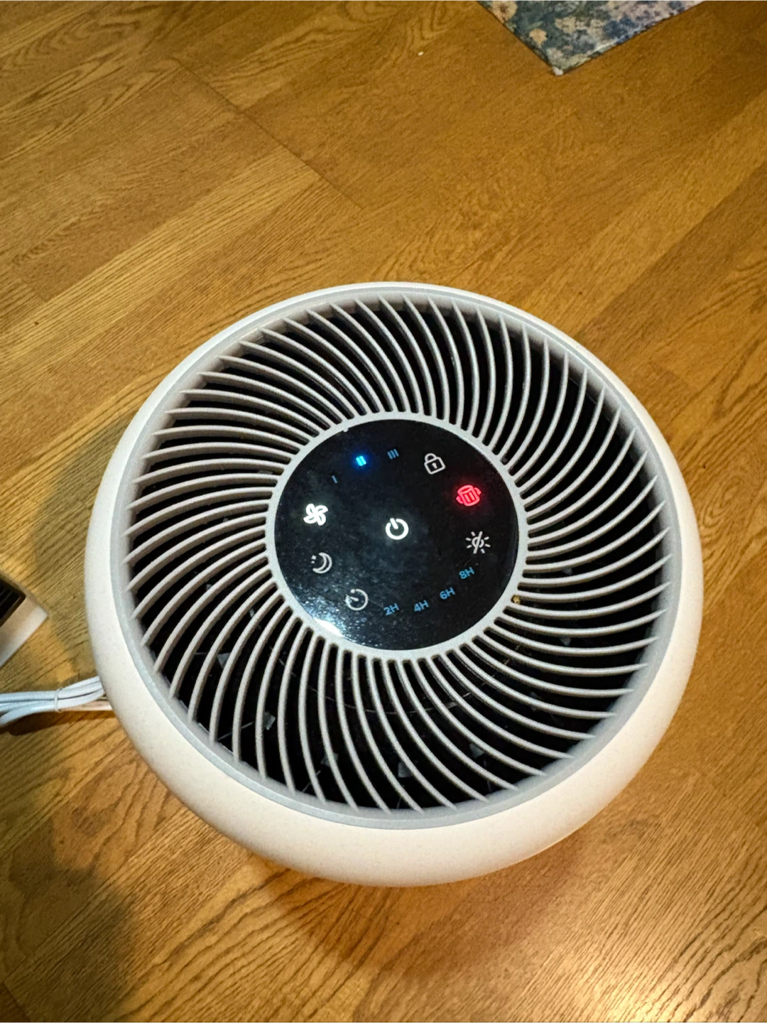 レボイト 空気清浄機 Core 300の写真2枚目