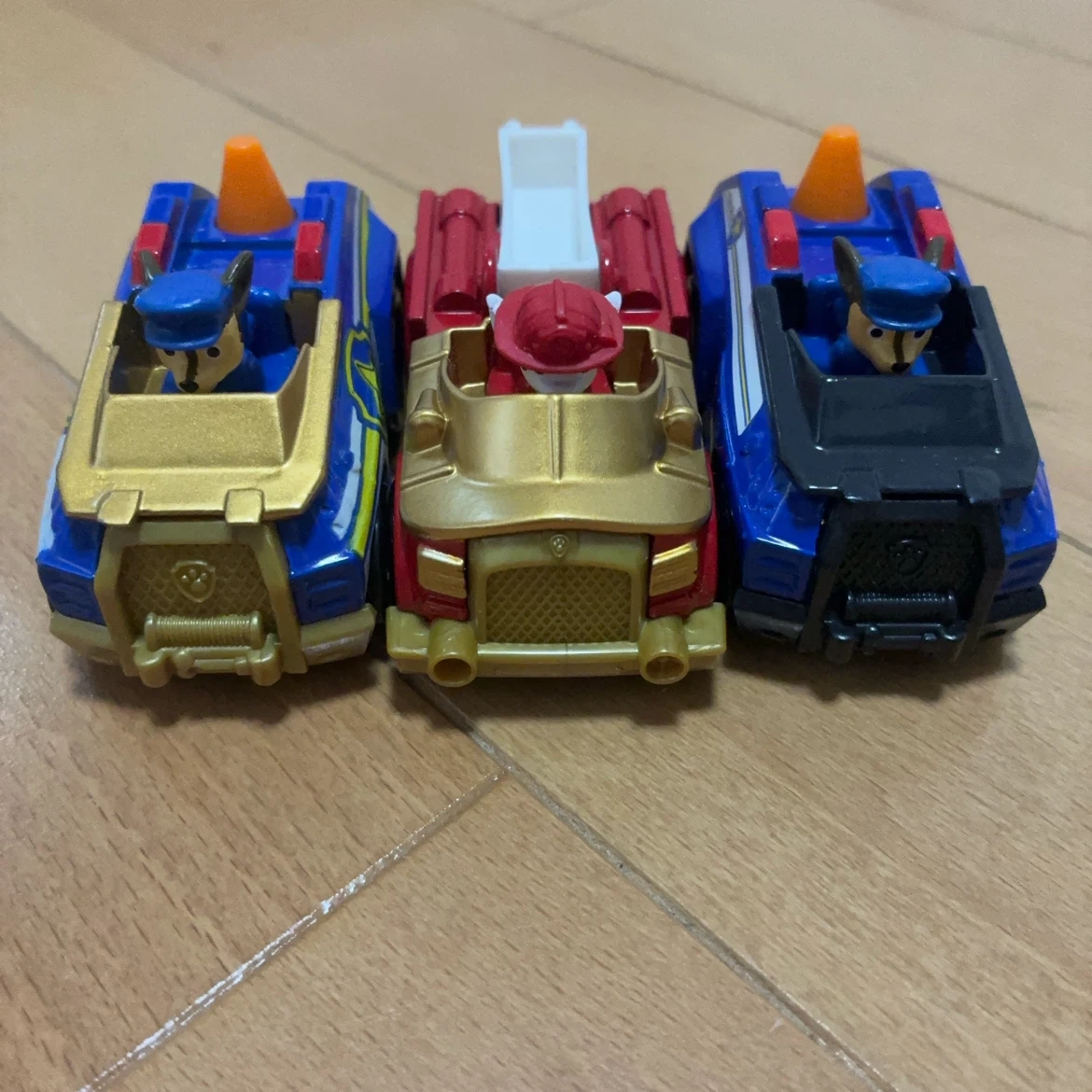 パウパトロール パウタワー ミニカーセットの写真5枚目