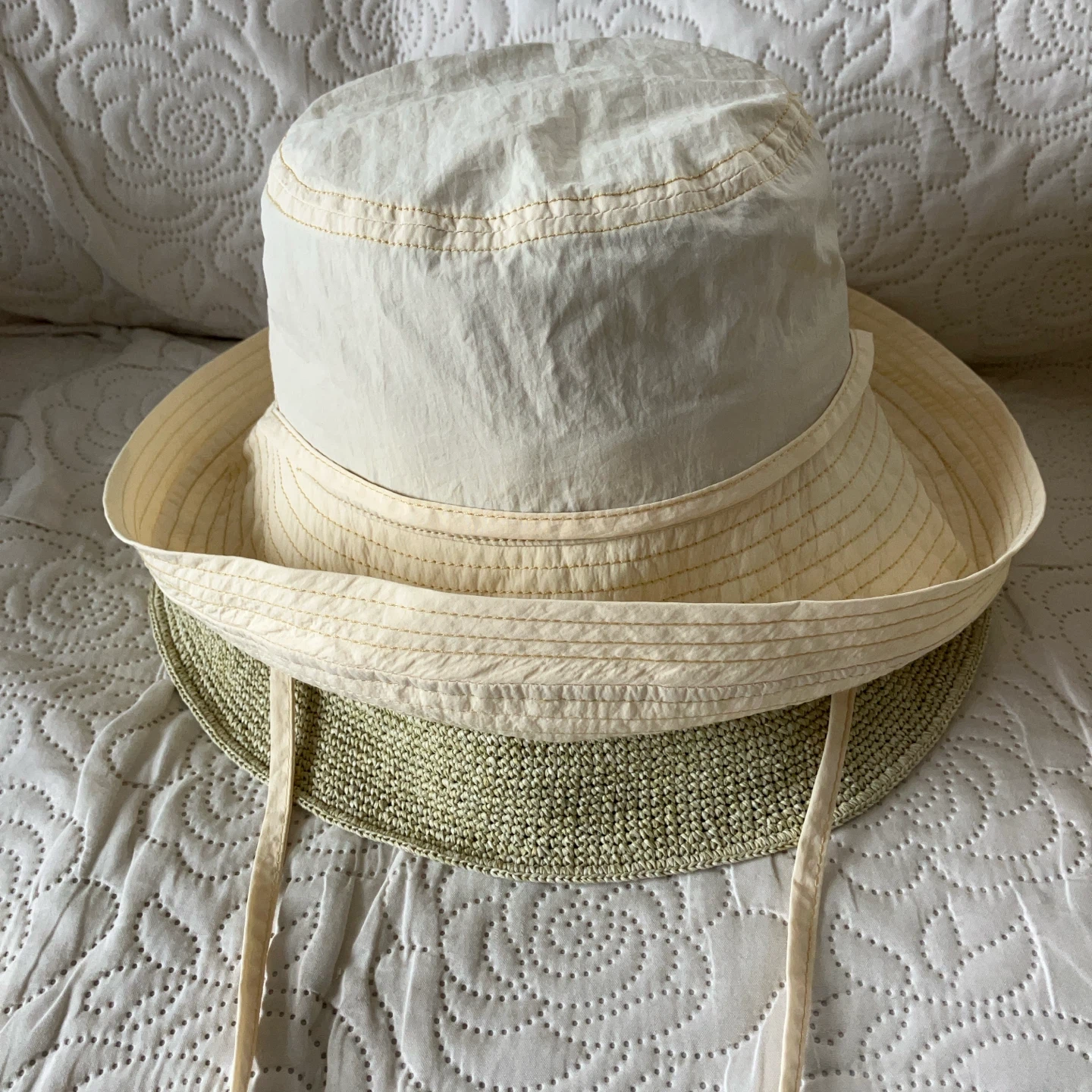 チャビーパックス バケットハット アイボリー 58cm