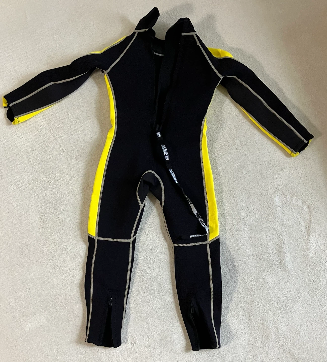 ディーライフ キッズ ウェットスーツ 120cm 3mmの写真2枚目