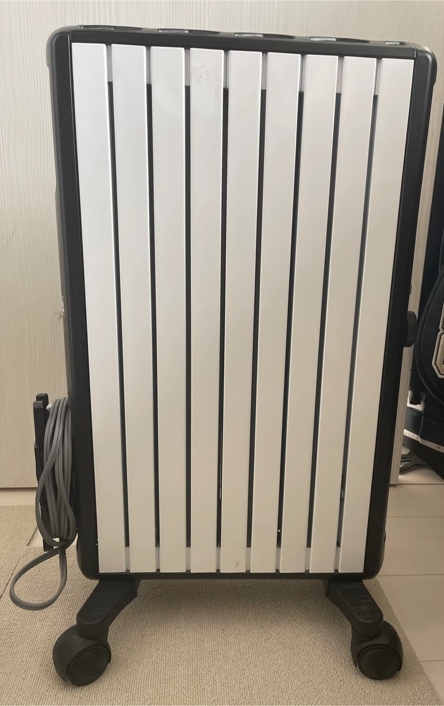 デロンギ マルチダイナミックヒーター MDHU12-BKの写真2枚目