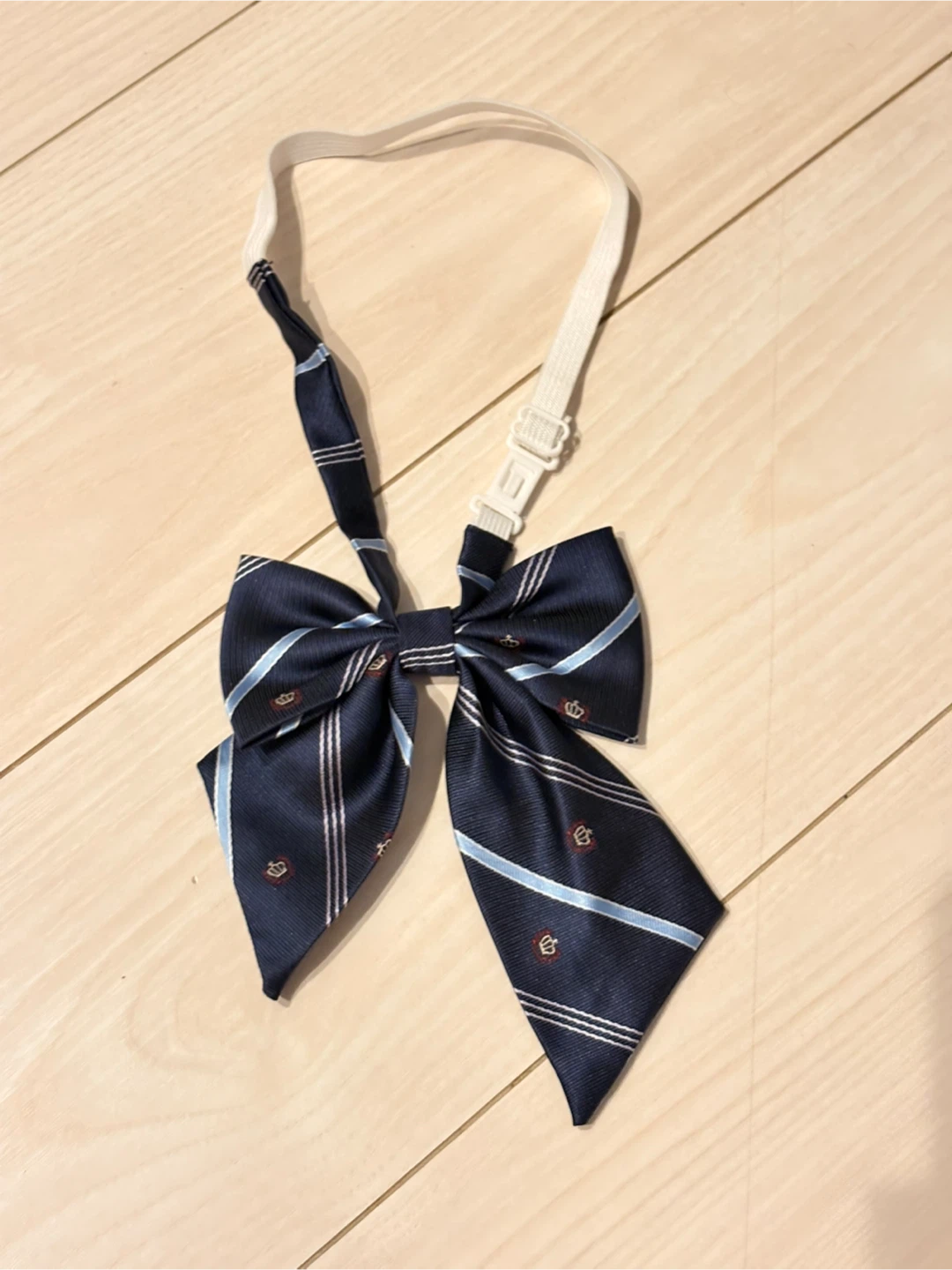 制服リボン ストライプ 王冠刺繍