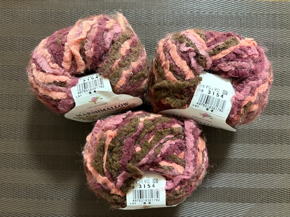 ダイヤ毛糸 マシュマロ 段染め 3玉セットの写真2枚目