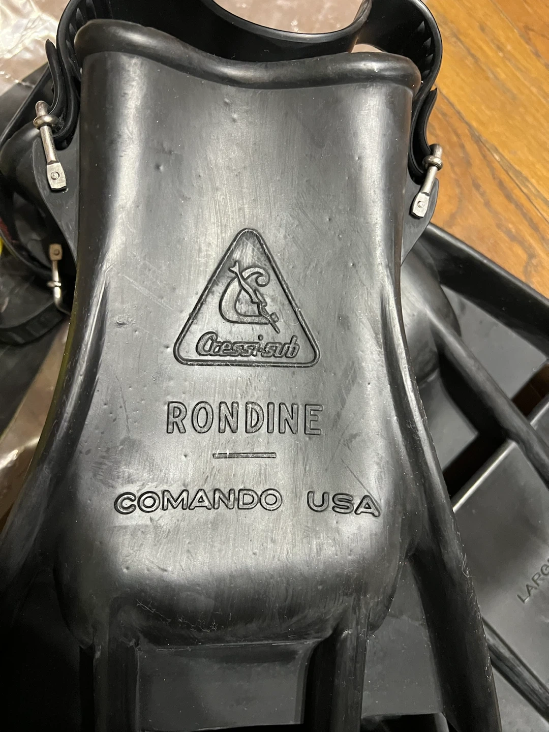 イタリアCressi-sub RONDINECOMANDO USA フィン Lの写真10枚目