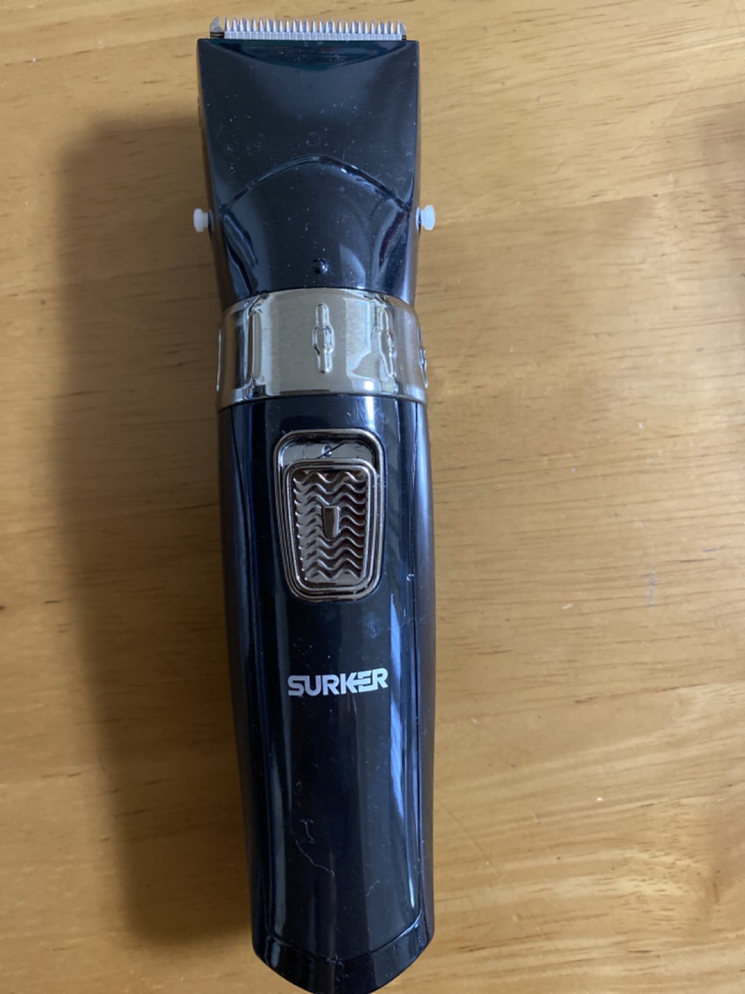 SURKER 電動バリカン HC-7098 充電式 ブラックの写真3枚目