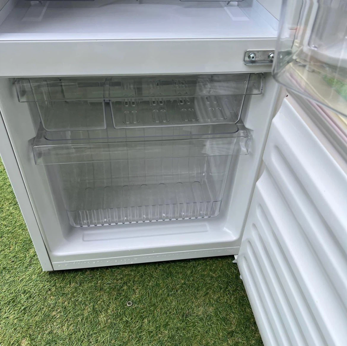 【自動霜取り】 110L 2ドア　冷凍冷蔵庫　霜取り不要の写真5枚目