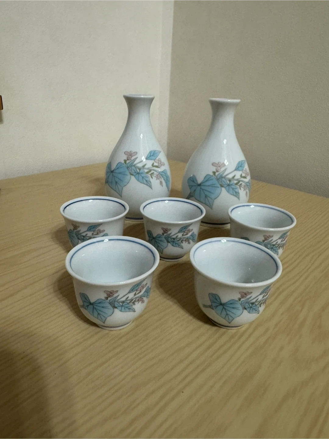 酒器セット 徳利2本 猪口5客 花柄