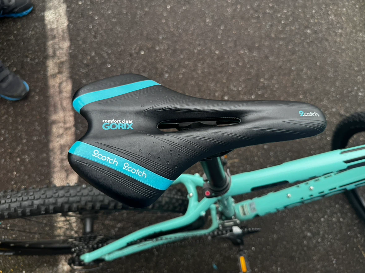 室内保管: ビアンキ KUMA 27.5 マウンテンバイクの写真2枚目
