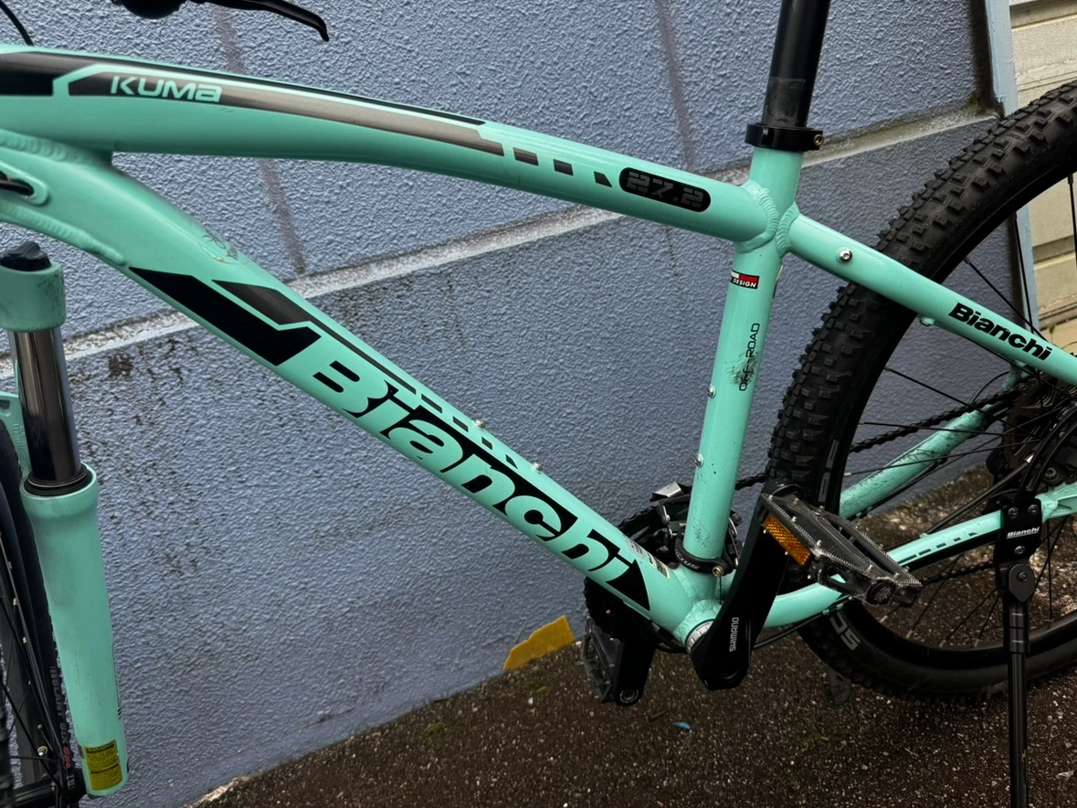 室内保管: ビアンキ KUMA 27.5 マウンテンバイクの写真6枚目