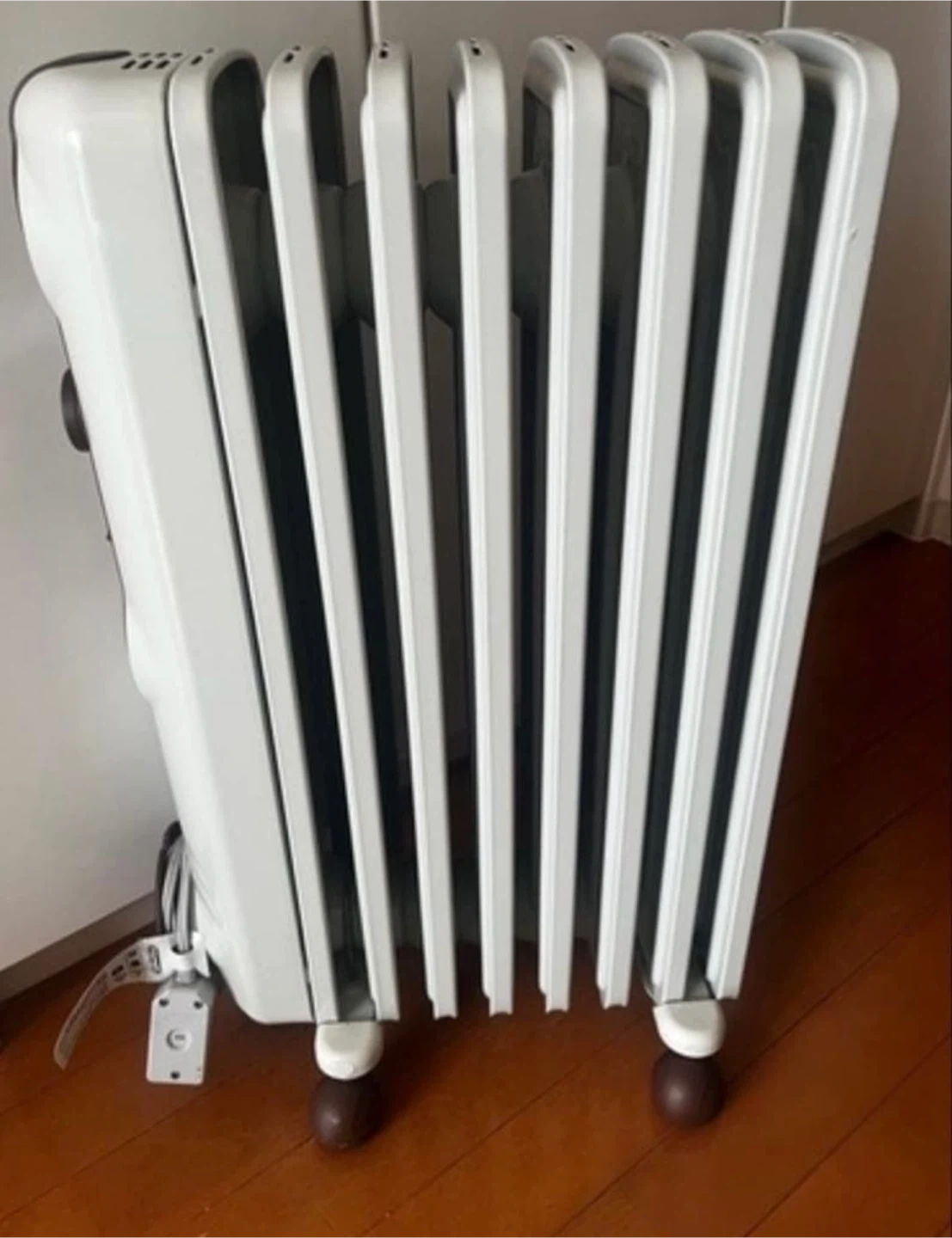 美品】DeLonghi デロンギ オイルヒーター JR0812の写真3枚目