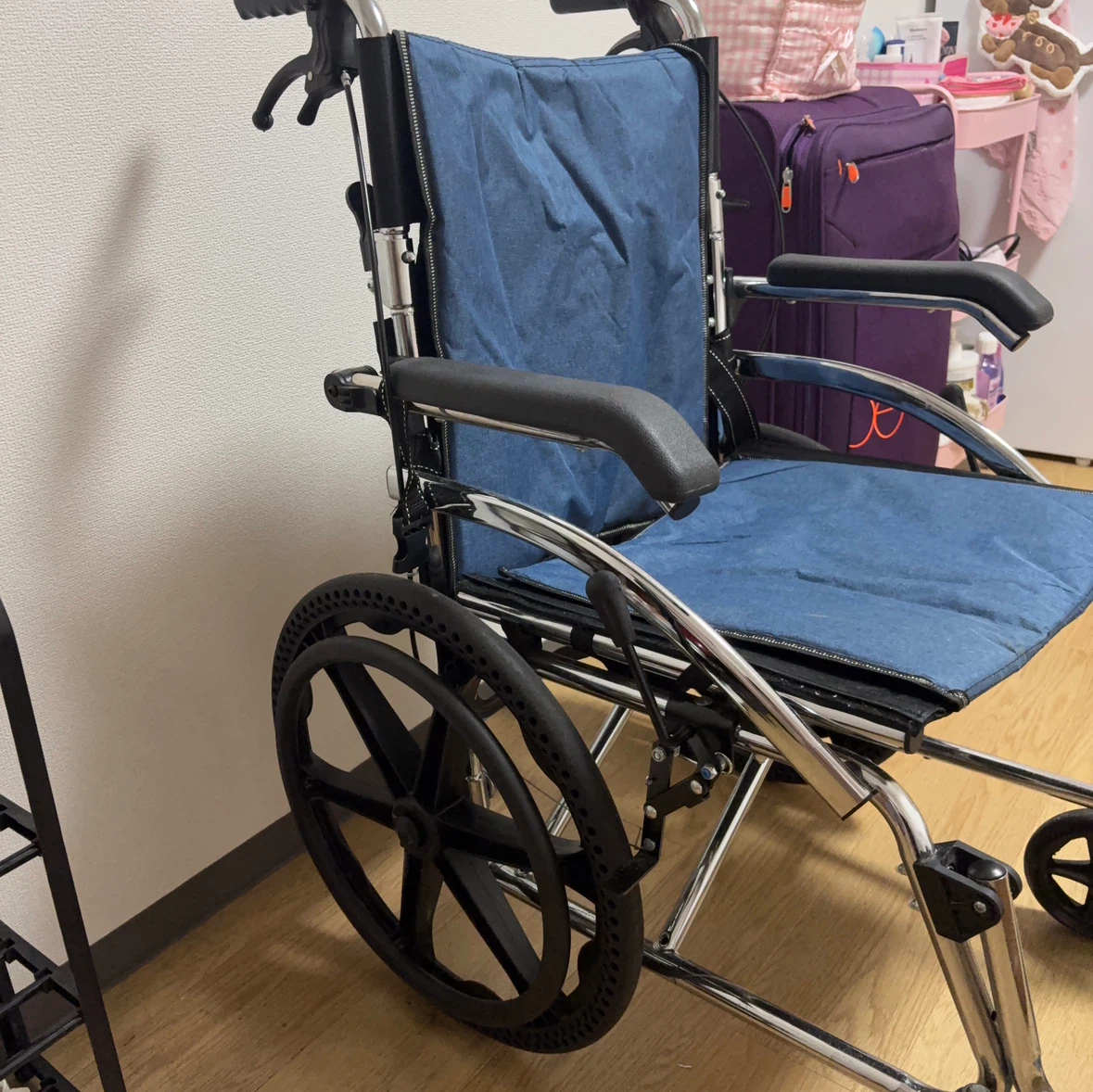 介助用車椅子 折りたたみ 軽量の写真3枚目