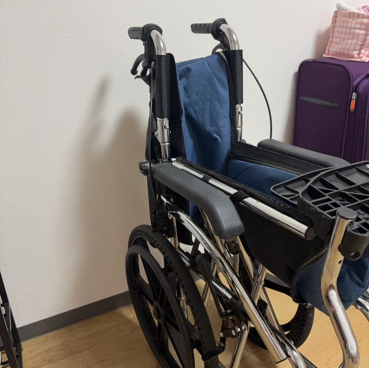 介助用車椅子 折りたたみ 軽量の写真5枚目