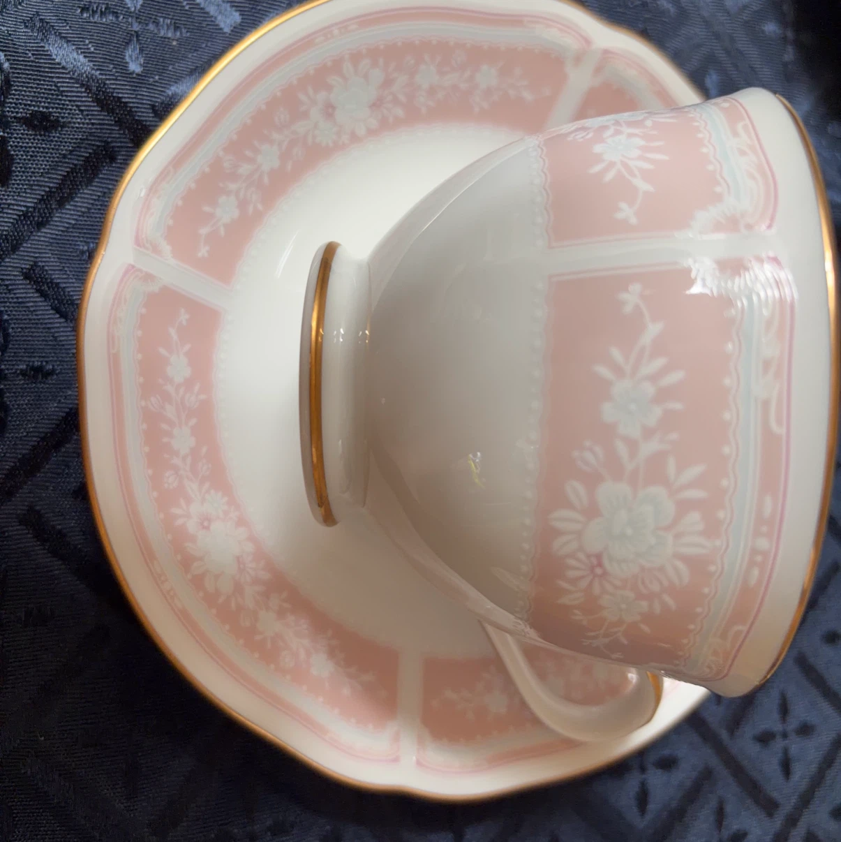 新品　ノリタケ カップ＆ソーサー 2客 ピンク ブルーの写真3枚目