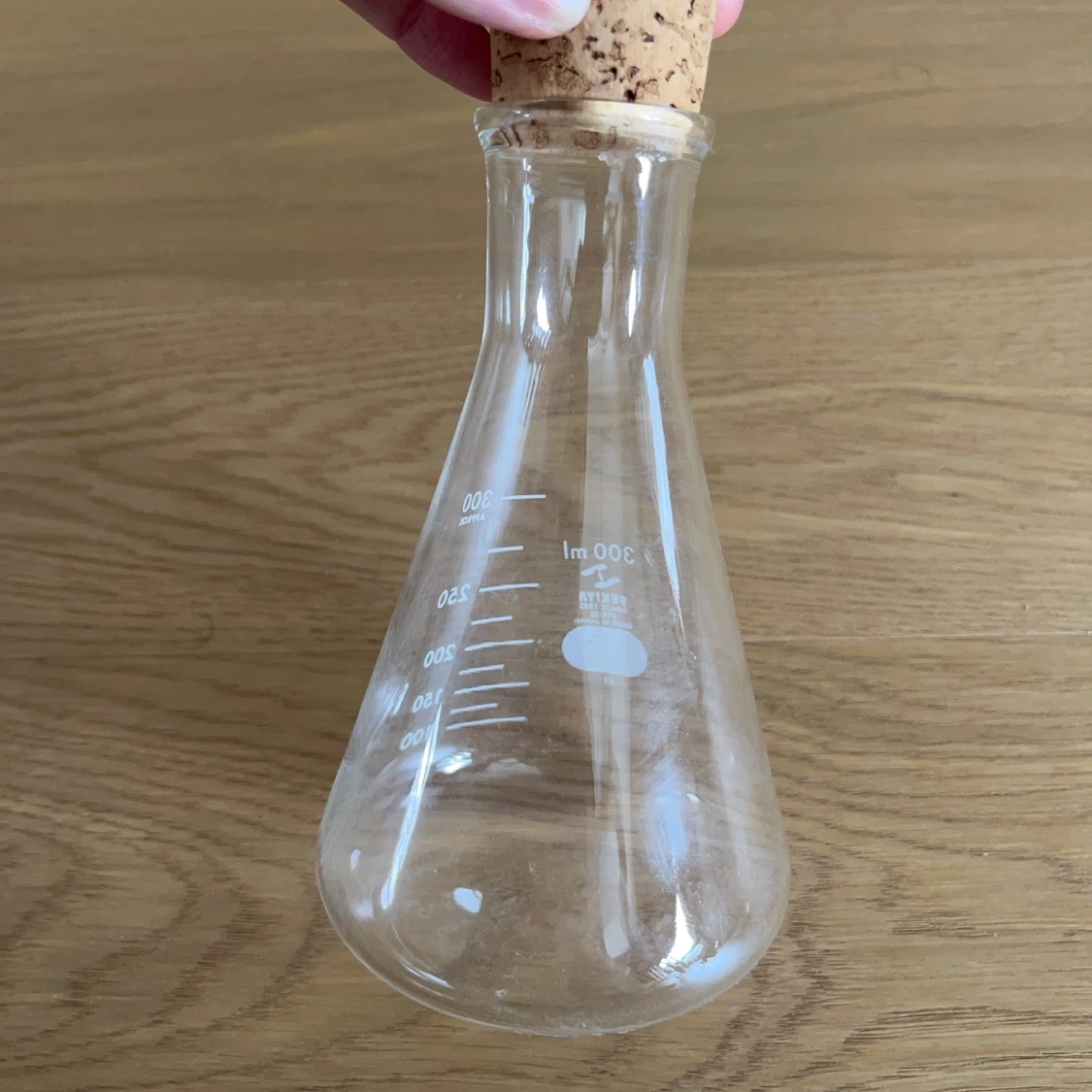 セキヤ 三角フラスコ 300ml コルク栓付きの写真3枚目