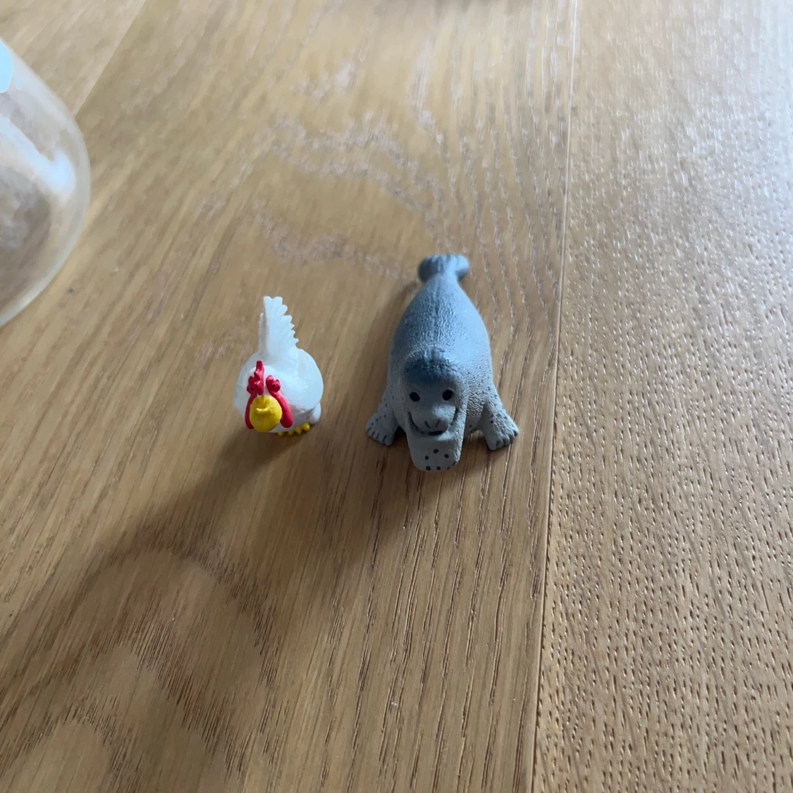 しゃくれるプラネット　動物フィギュア 2個セット アザラシ ニワトリ