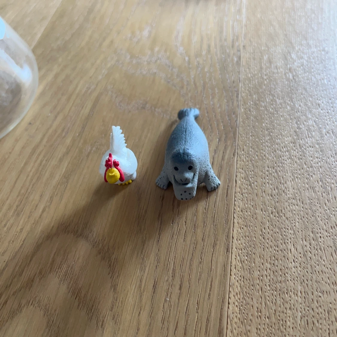 しゃくれるプラネット 動物フィギュア 2個セット アザラシ ニワトリ