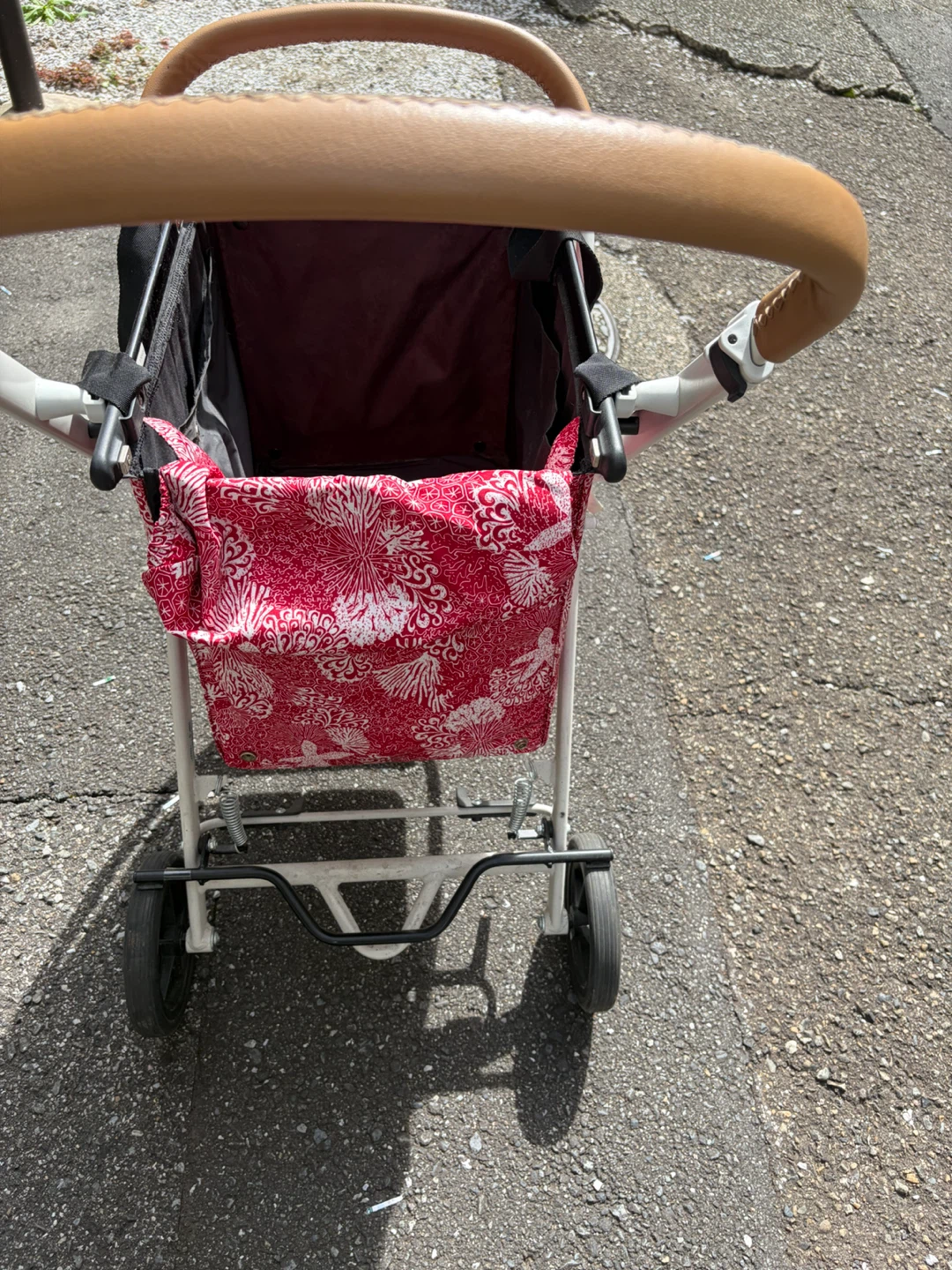 エアバギー ペットカート 赤の写真3枚目
