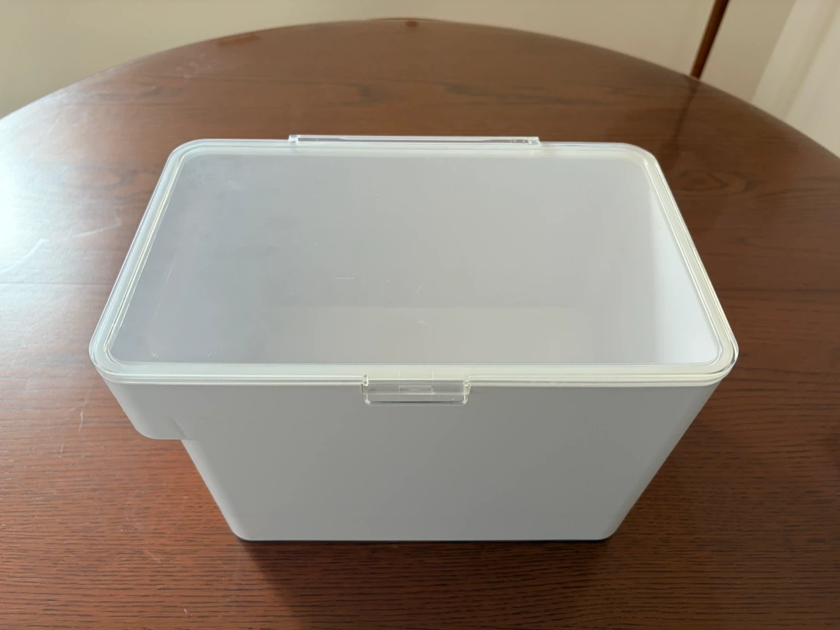 【ジャンク品】米びつ 山崎実業 タワー 5kg 計量カップ付の写真2枚目