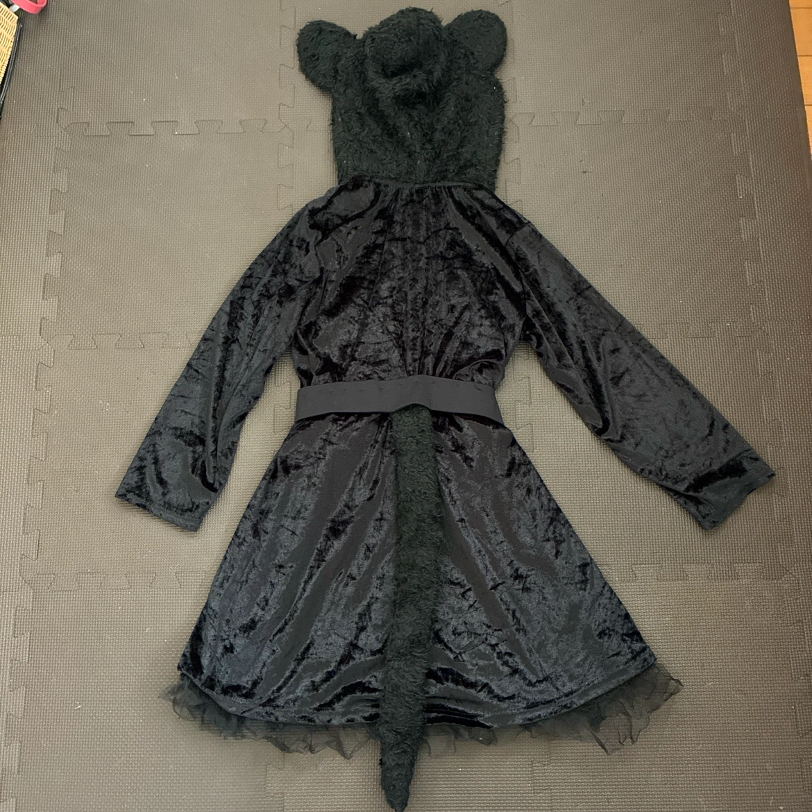 黒猫 コスチューム ワンピース キッズL ハロウィンにの写真2枚目