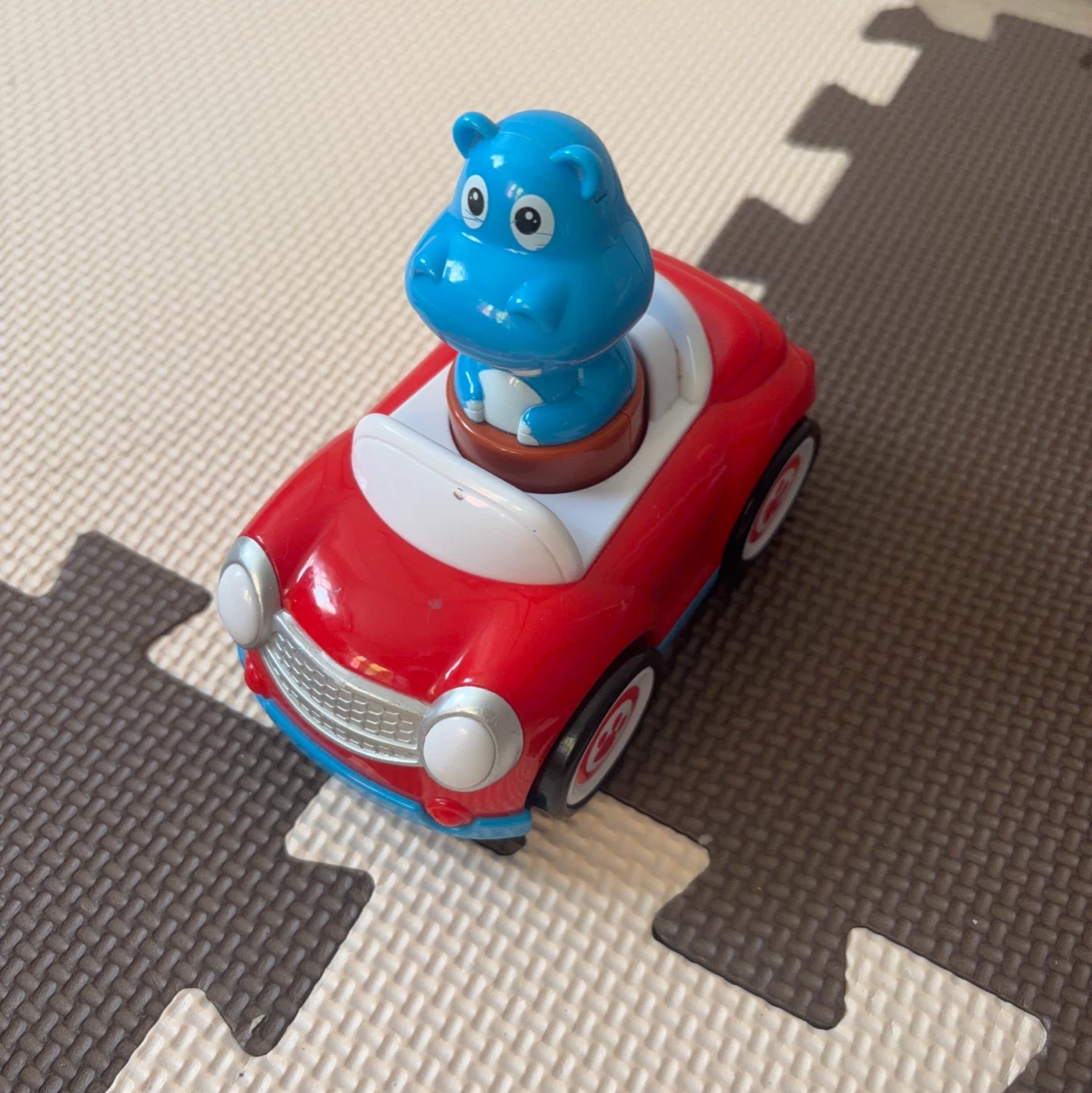 ヒッポ おもちゃの車