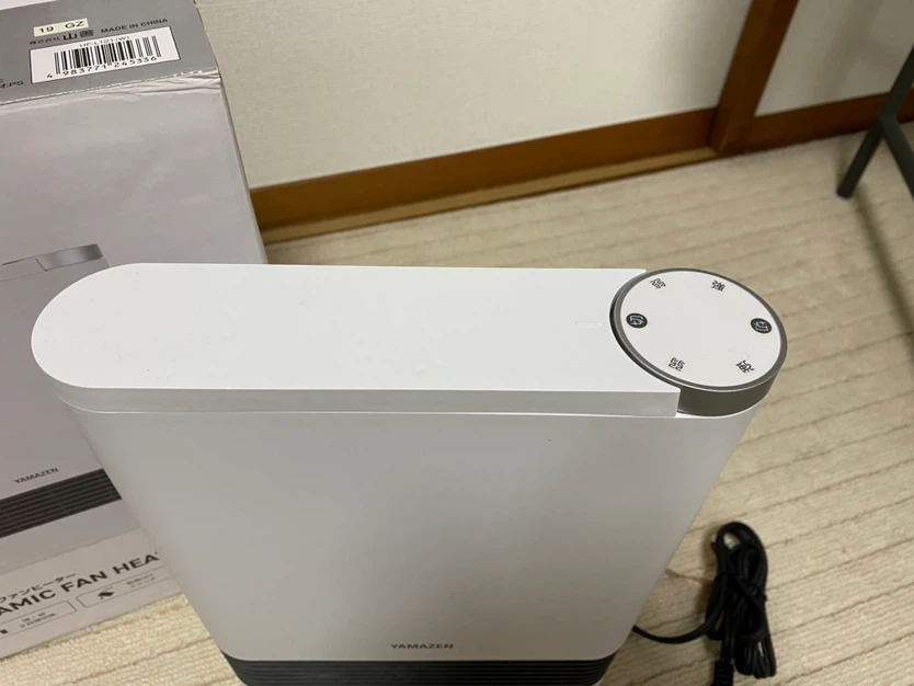 山善　セラミックファンヒーターの写真5枚目