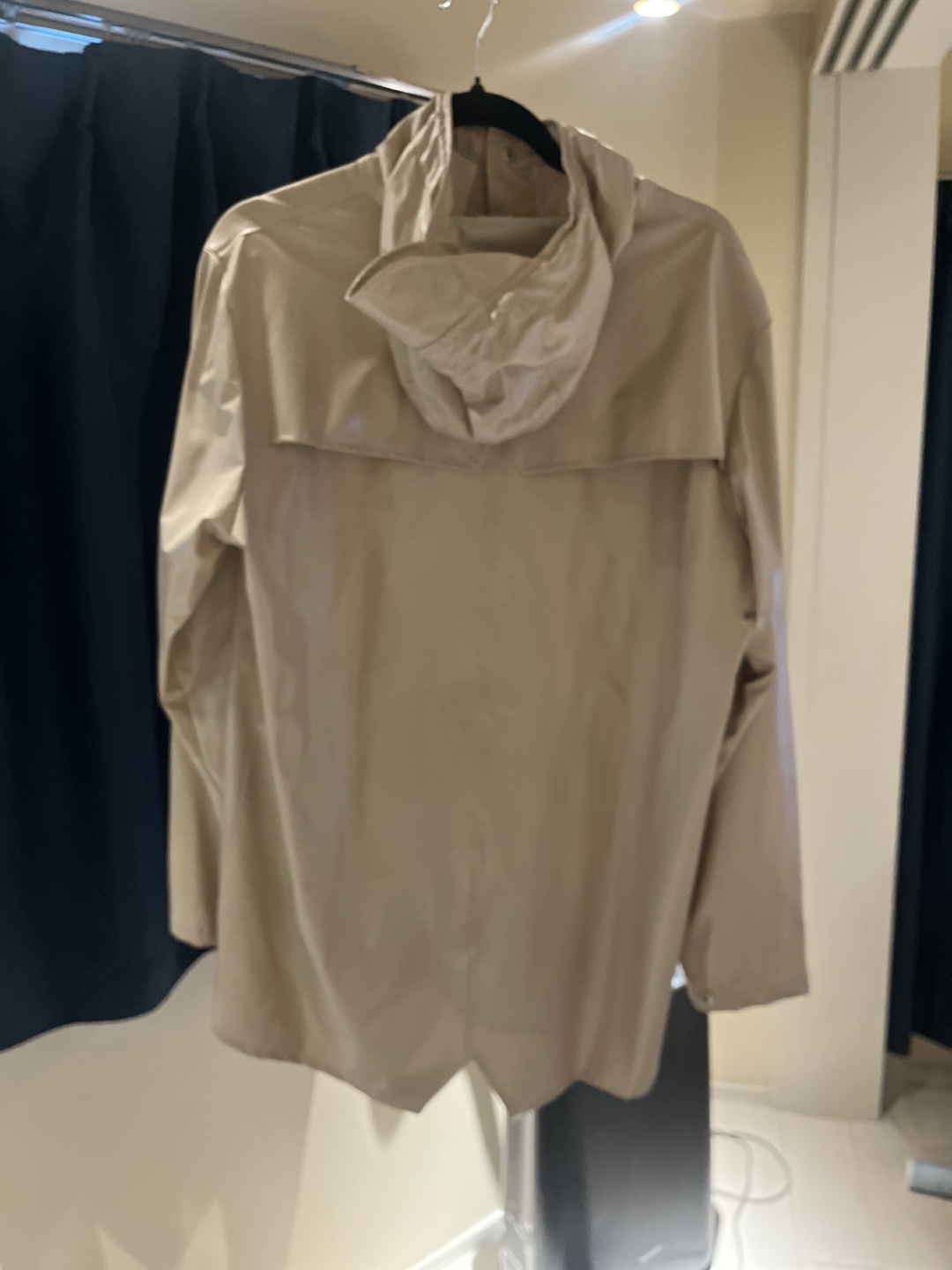 stussy STUSSY ステューシー リビン × レインズ レインジャケット Mサイズ ベージュの写真3枚目