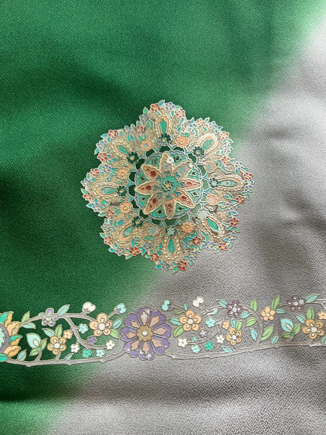 着物 訪問着 緑華文 暈しの写真3枚目