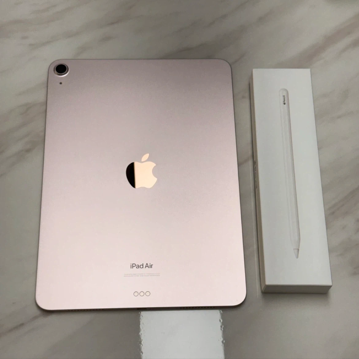 アップル iPad Air 第5世代 64GB wifiとアップルペンシル