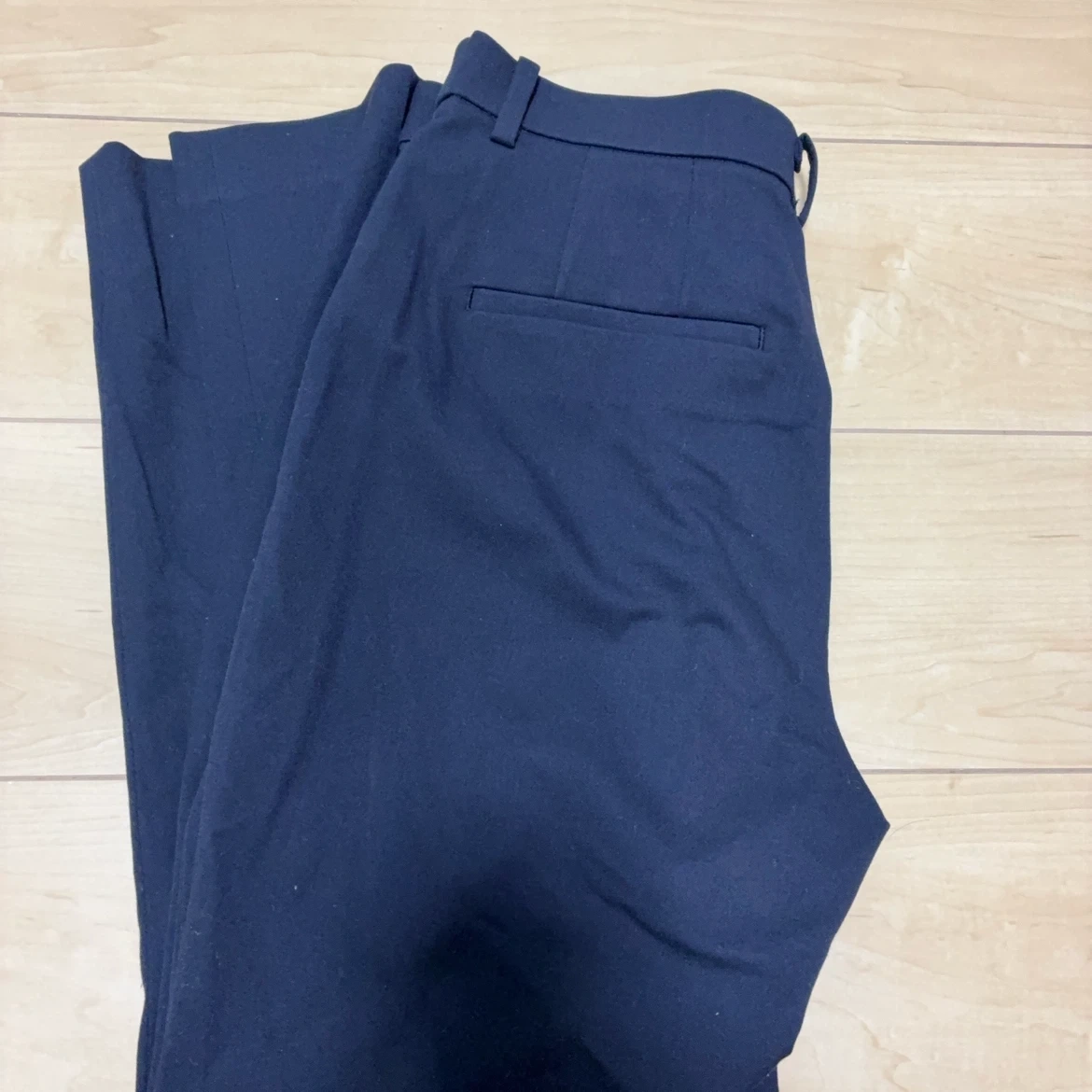 ユニクロ レディース パンツ ネイビー Mサイズの写真3枚目