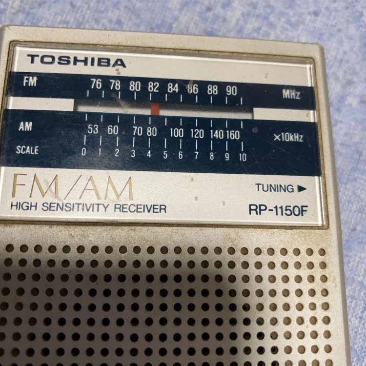 東芝 FM/AMラジオ RP-1150Fの写真3枚目