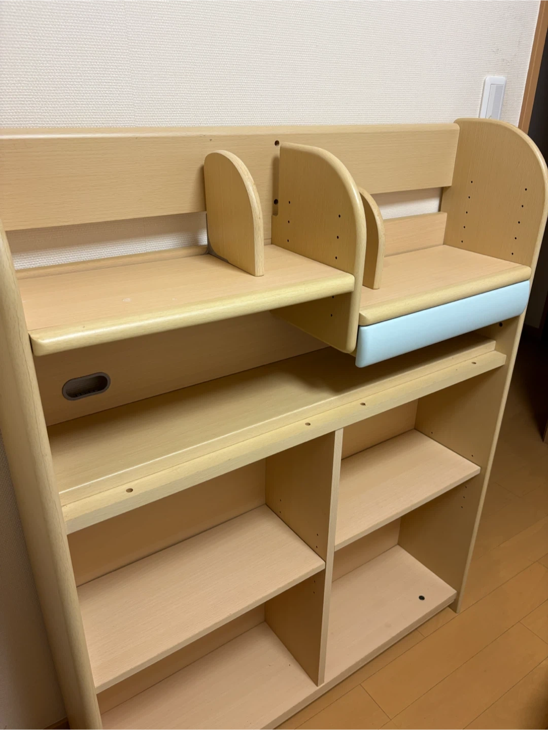 コイズミ 学習机 デスク&シェルフセットの写真2枚目