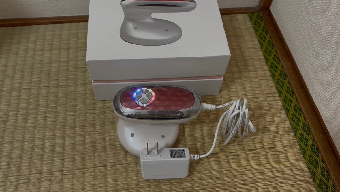 キャビテーション　超音波美顔器　RF　LED　ダイエット　マッサージ器　全身エステ　充電式