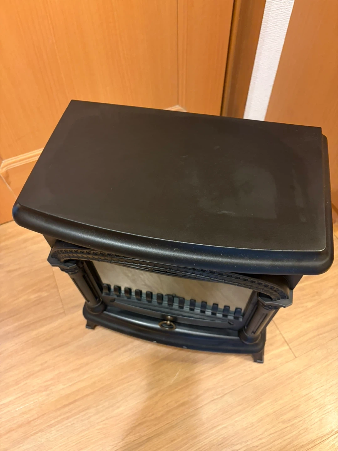 ニトリ暖炉型ファンヒーター BLT-999B-2-S-IVの写真4枚目
