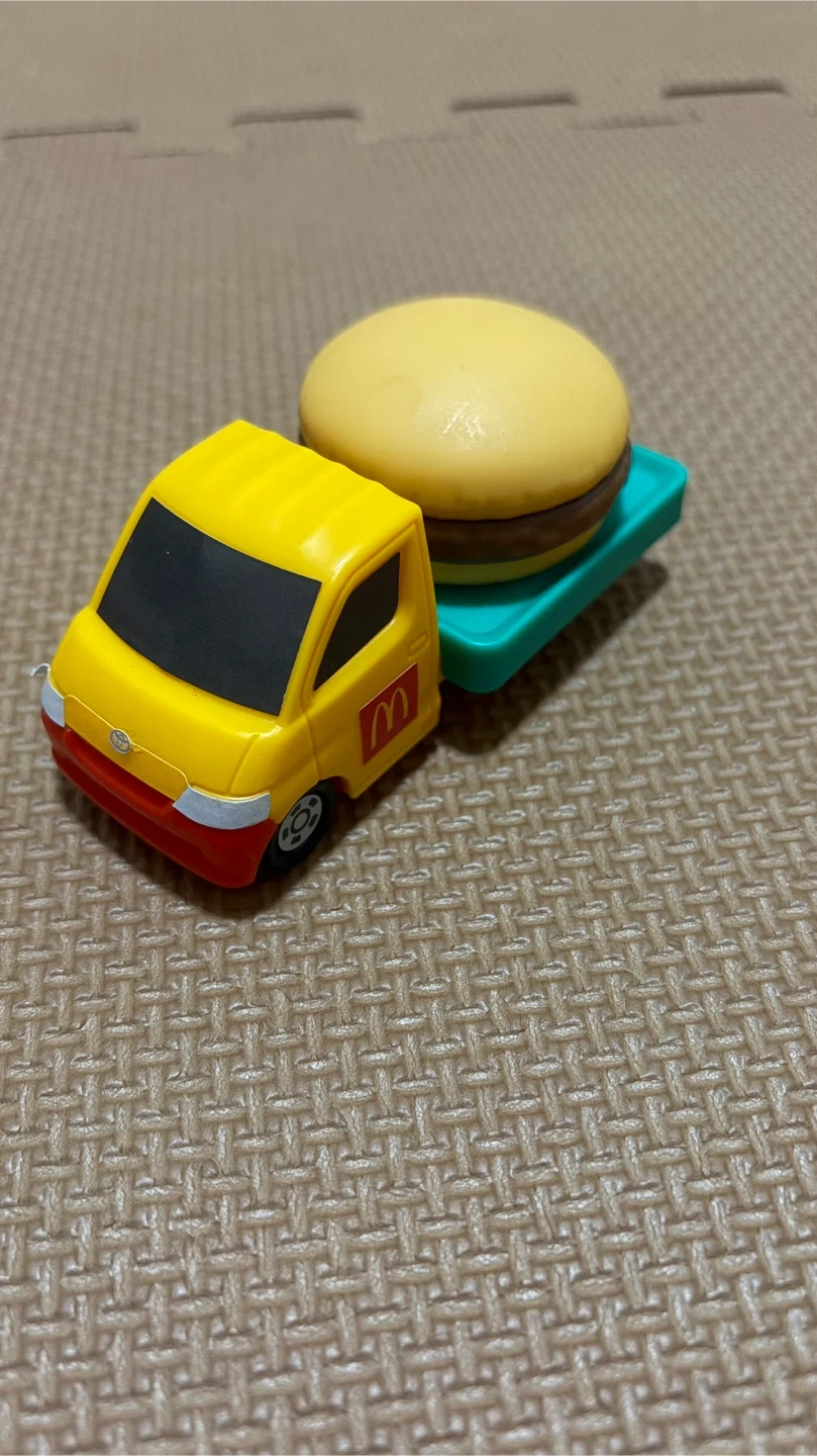 マクドナルド ハッピーセット ミニカー
